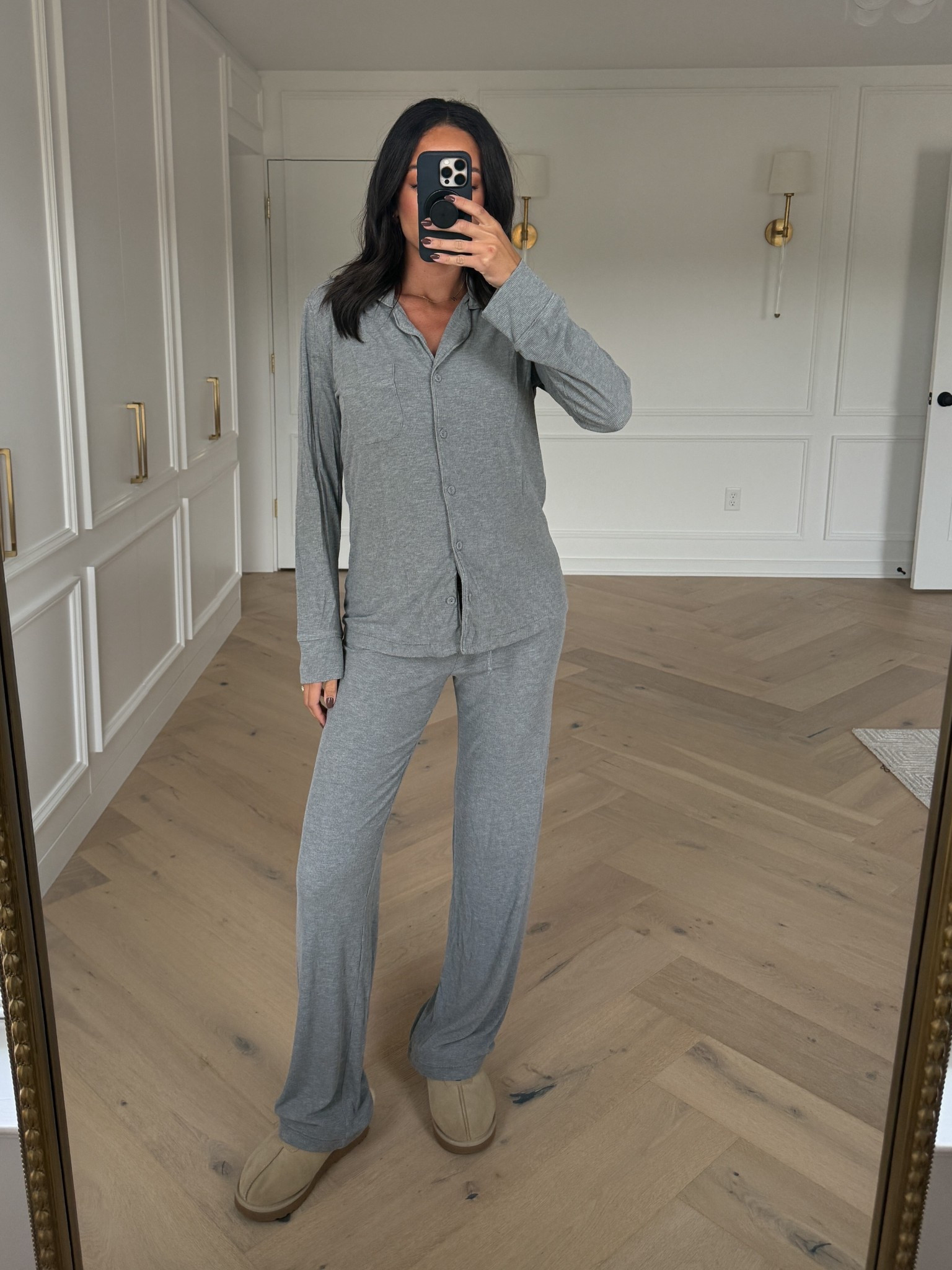 My absolute favorite pjs - so soft, wash well and hold shape, tall girl friendly, and I haven’t had to buy a new size with pregnancy 🙌🏽 I wear a size Small 


Comfy outfit 
Loungewear
Pajamas
Skims pjs 
Matching set 

#LTKStyleTip #LTKFindsUnder100 #LTKBump