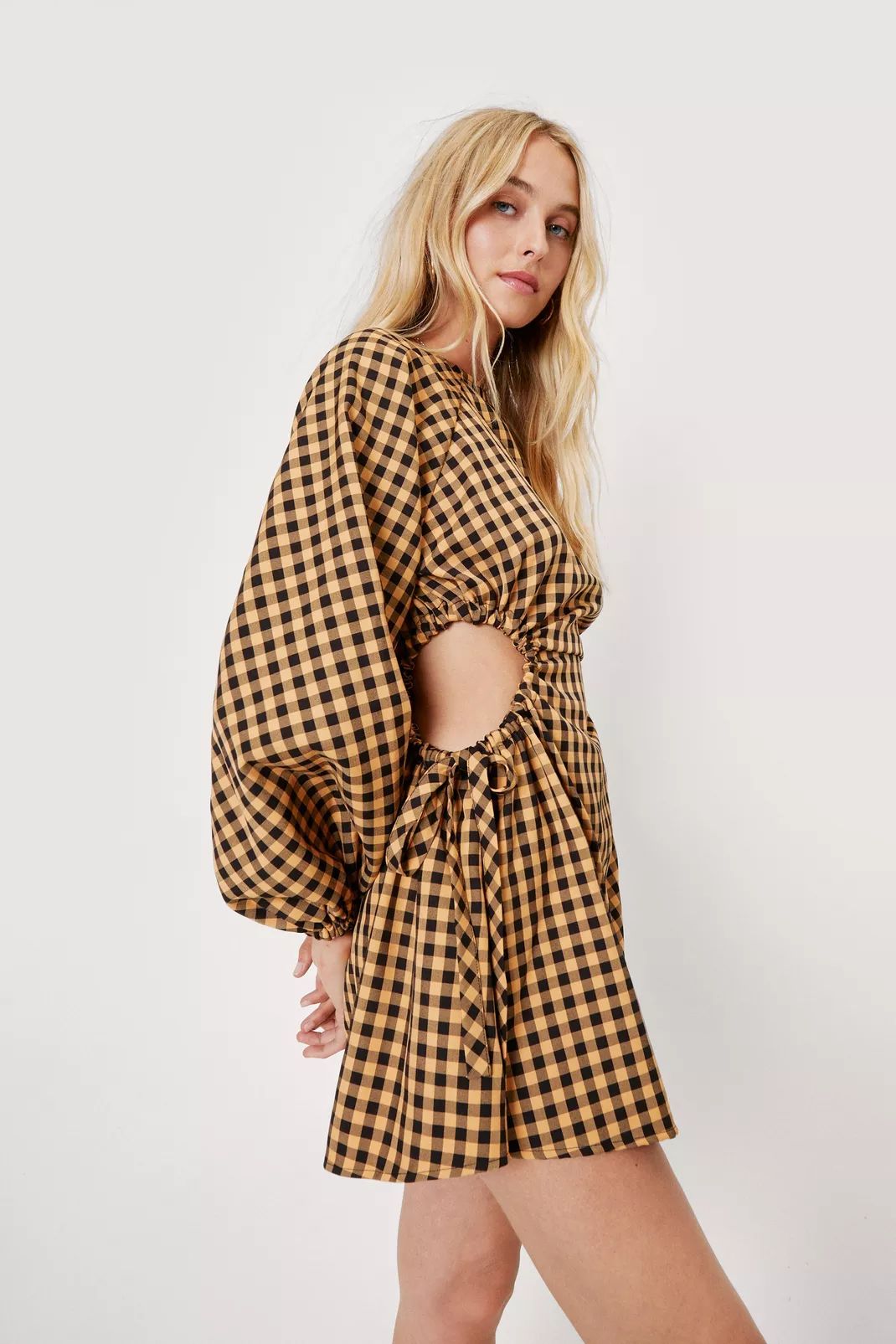 Checked Cut Out Side Mini Smock Dress | Nasty Gal (US)