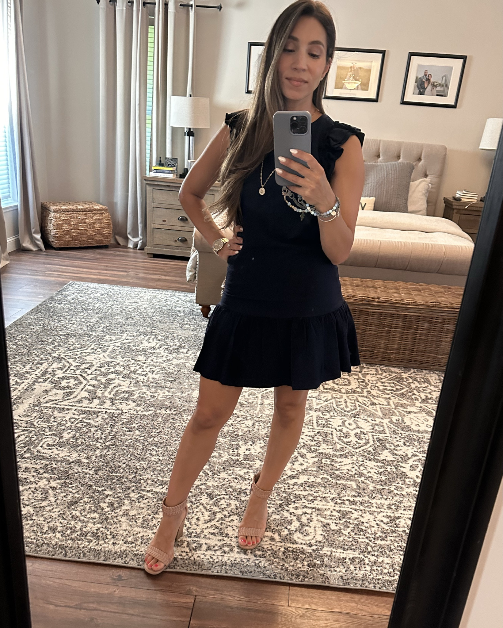 ✨ I’m back — back to school ready to post my daily outfits again! ✨
This navy CeCe dress is from one of my favorite Bloomingdale’s brands. I’m wearing an XS in this one (it’s an older style), but I’ve linked similar options that give the same vibe.

It’s one of those throw-on-and-go dresses that works for teaching or work  Navy is such a timeless color that transitions perfectly from summer to fall 🍂

Linked a few updated styles that are equally flattering + versatile so you can recreate the look.

#effortliss #ltkfallfashion #backtoschoolstyle #bloomingdalesfinds #ootdinspo #navydress

#LTKSeasonal #LTKPetite #LTKWorkwear
