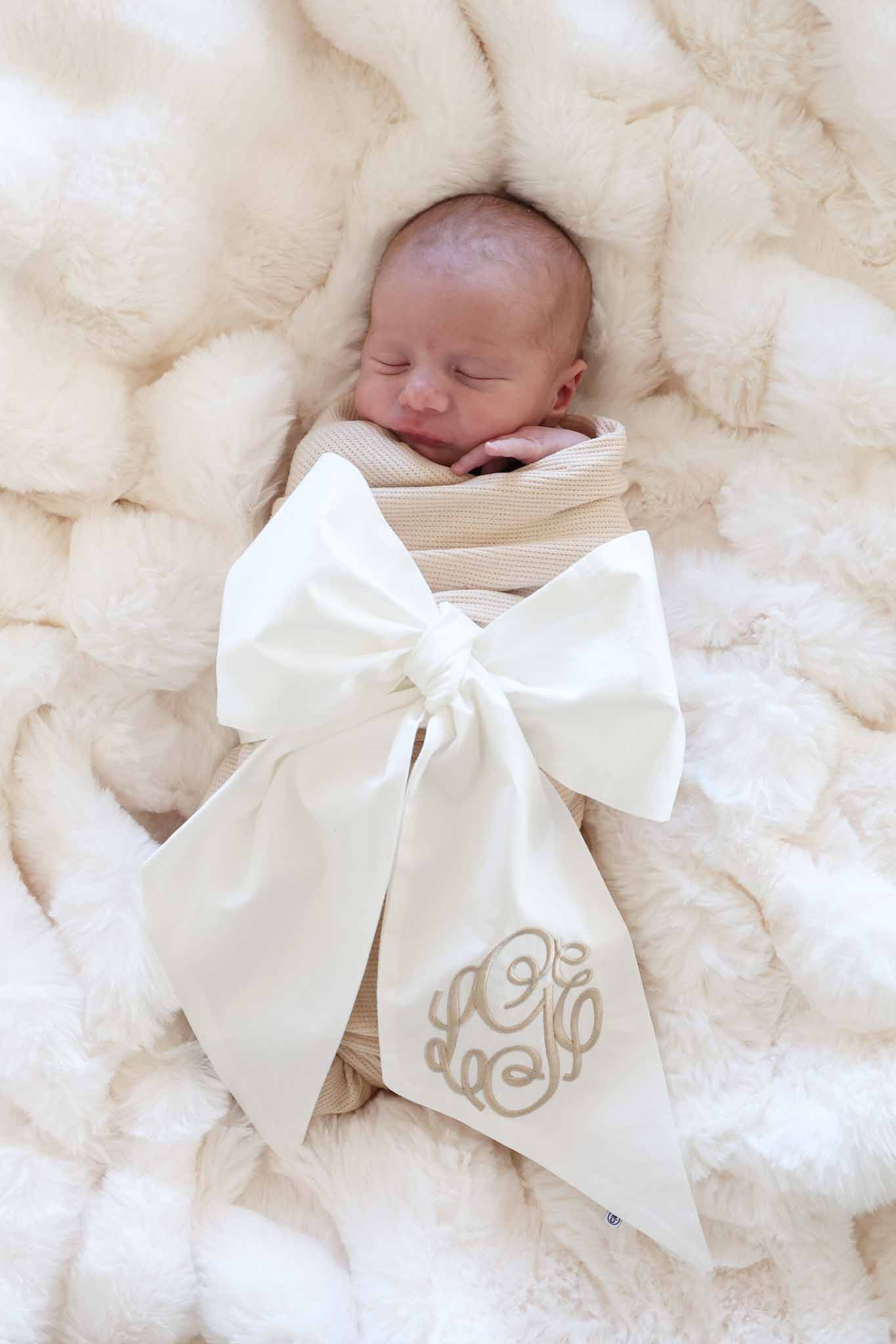 Personalized Newborn Bow Sash | Ivory | Caden Lane