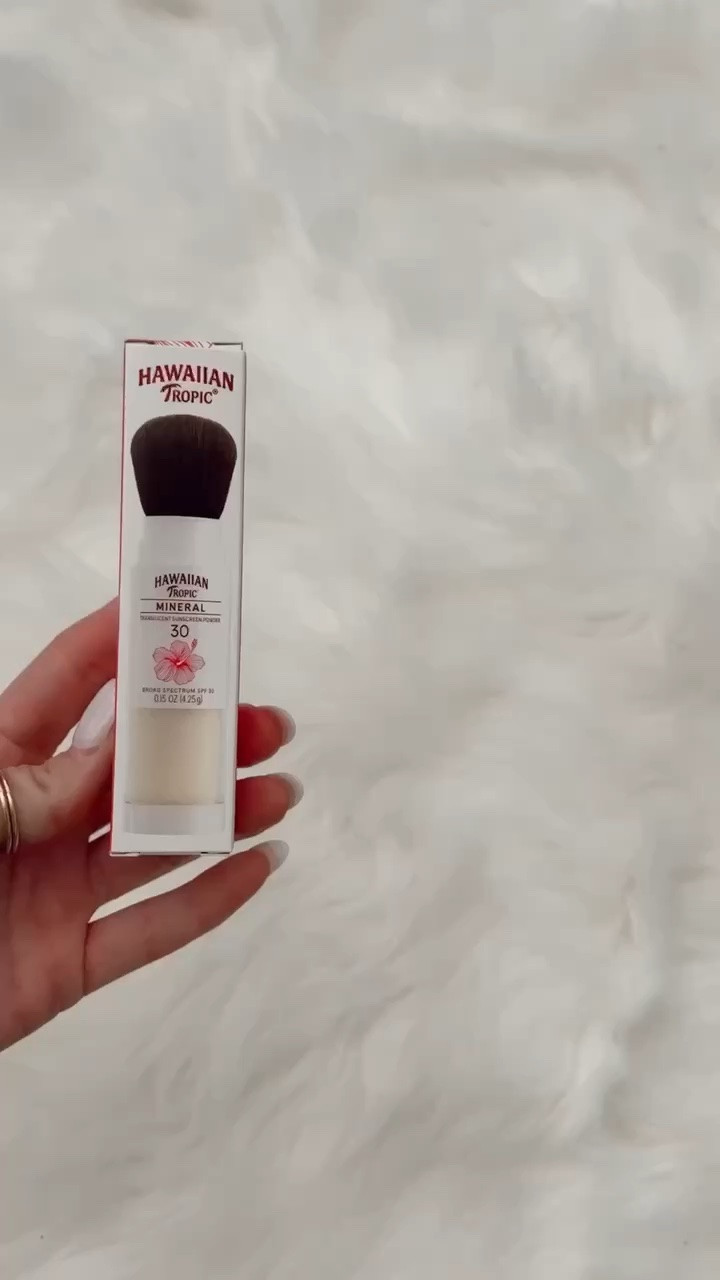 🤍 SUMMER must have brush on sunscreen! I love that I can keep this in my bag without worrying about it making a mess

#LTKBeauty #LTKTravel
#LTKKids