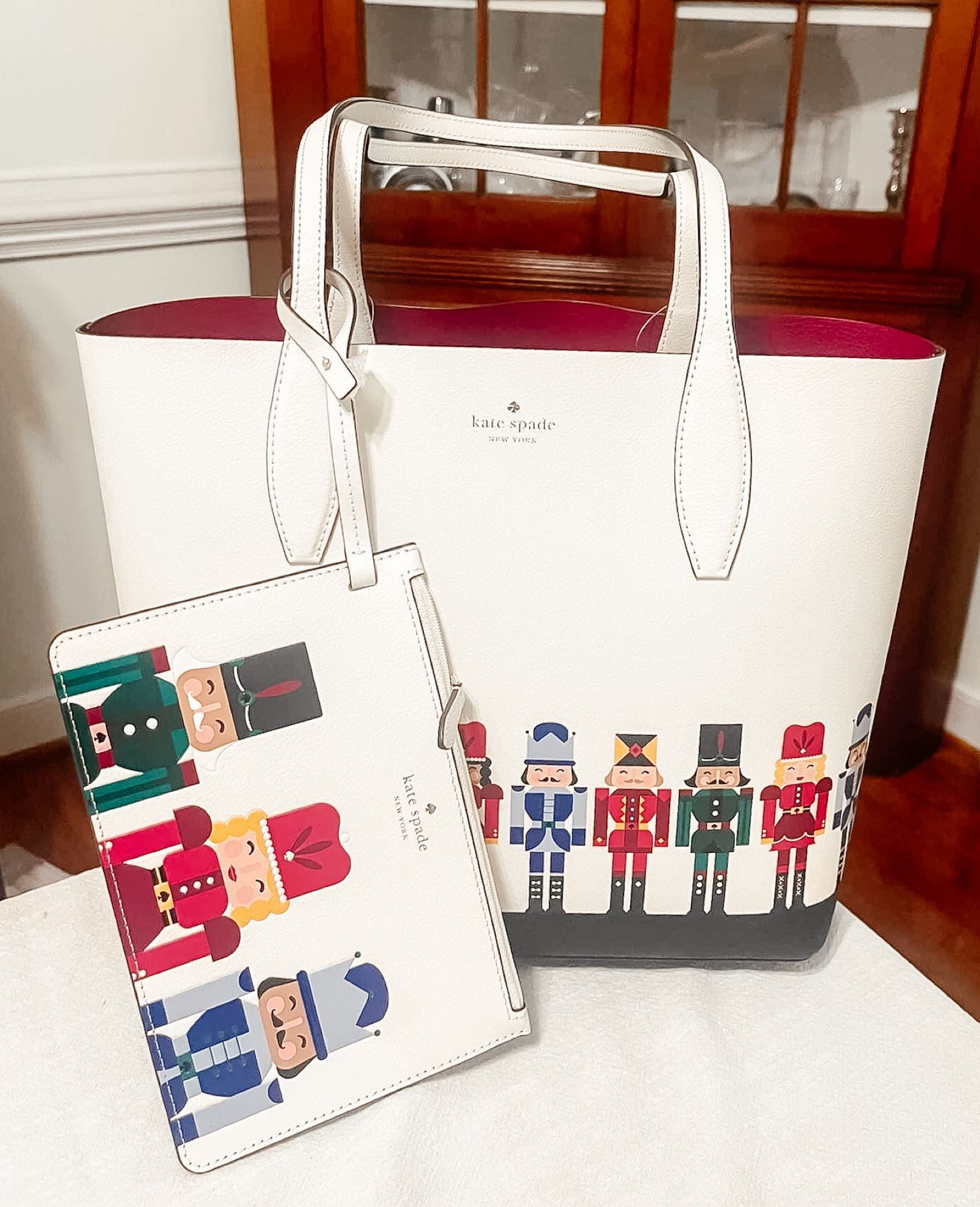 Kate Spade nutcracker handbag, nutcracker wallet, nutcracker tote bag, nutcracker bag, nutcracker purse 

#LTKHoliday #LTKItBag #LTKSeasonal