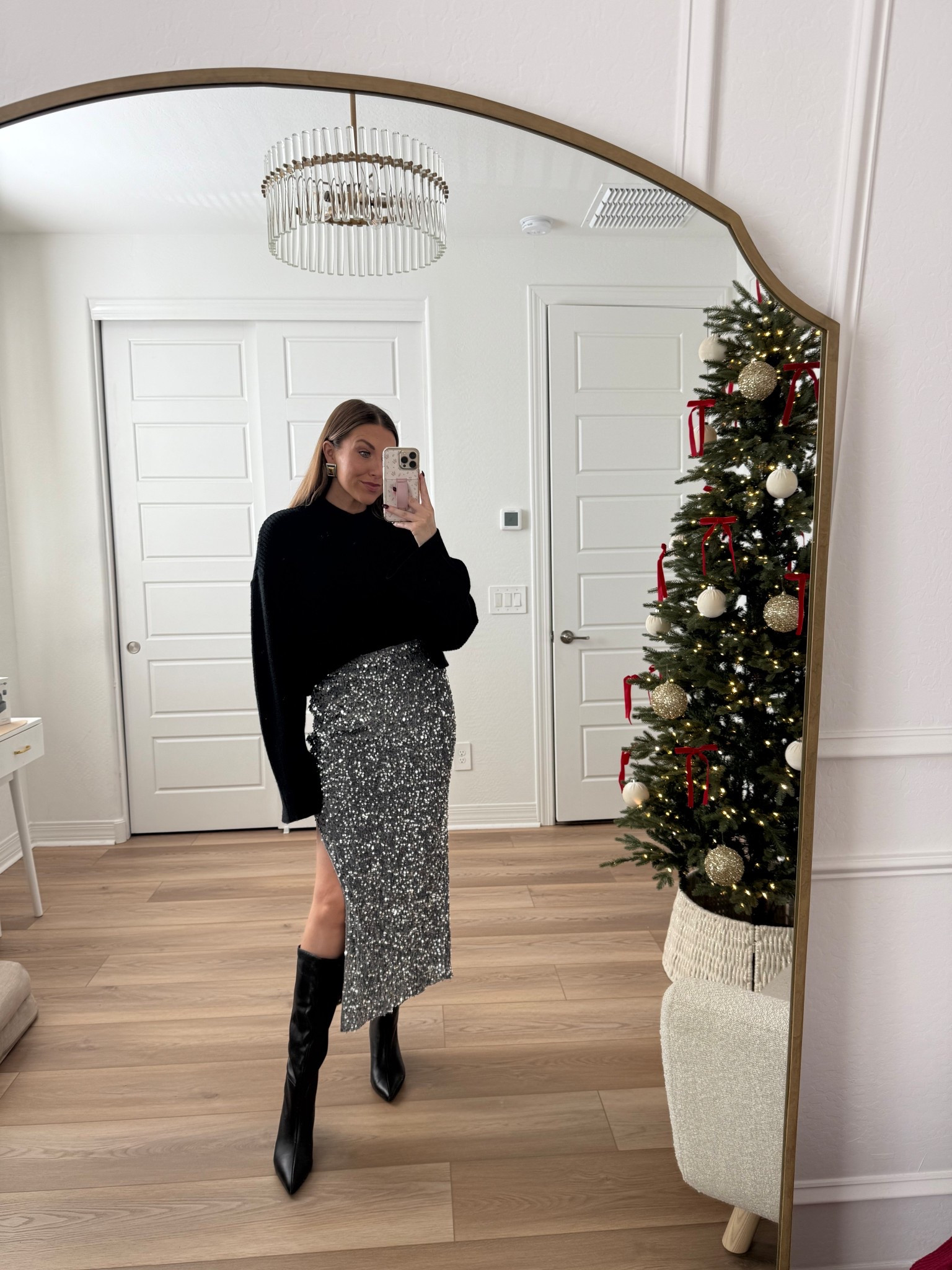 Holiday outfit inspo! 