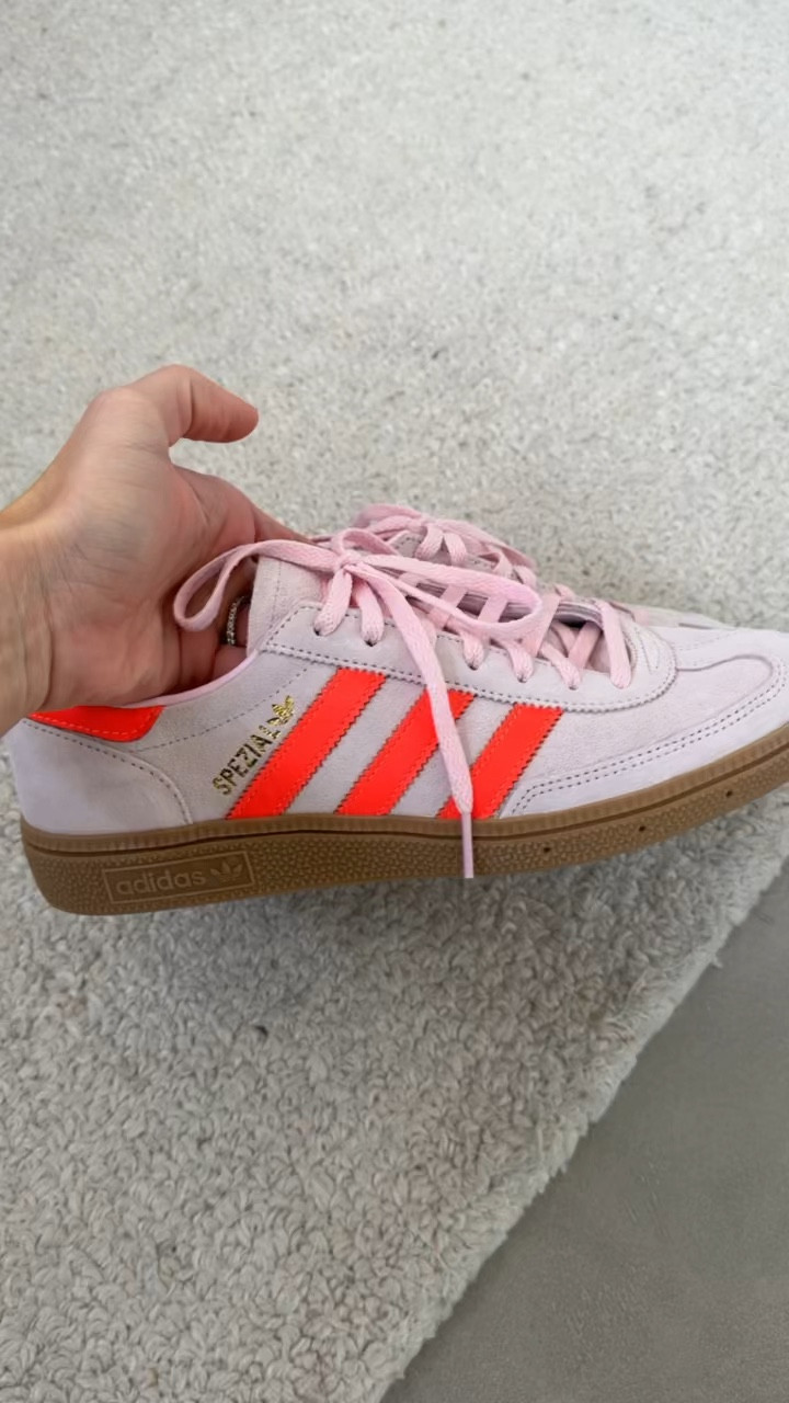 So excited about my new adidas for spring!

@Adidas #createdwithadidas #adidaspartner 