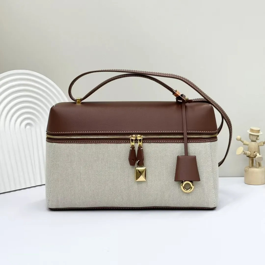 Fashion Women's Shoulder Bags in Leather | DHGate