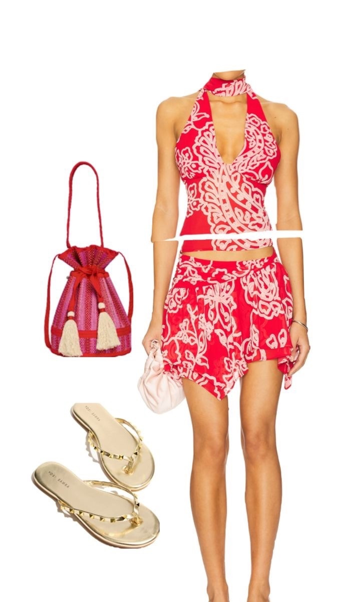 European Holiday Trip Outfit Inspo!!🩵🍸✈️

Bag from triple threads boutique online!!

#LTKootd #LTKTravel #LTKHoliday