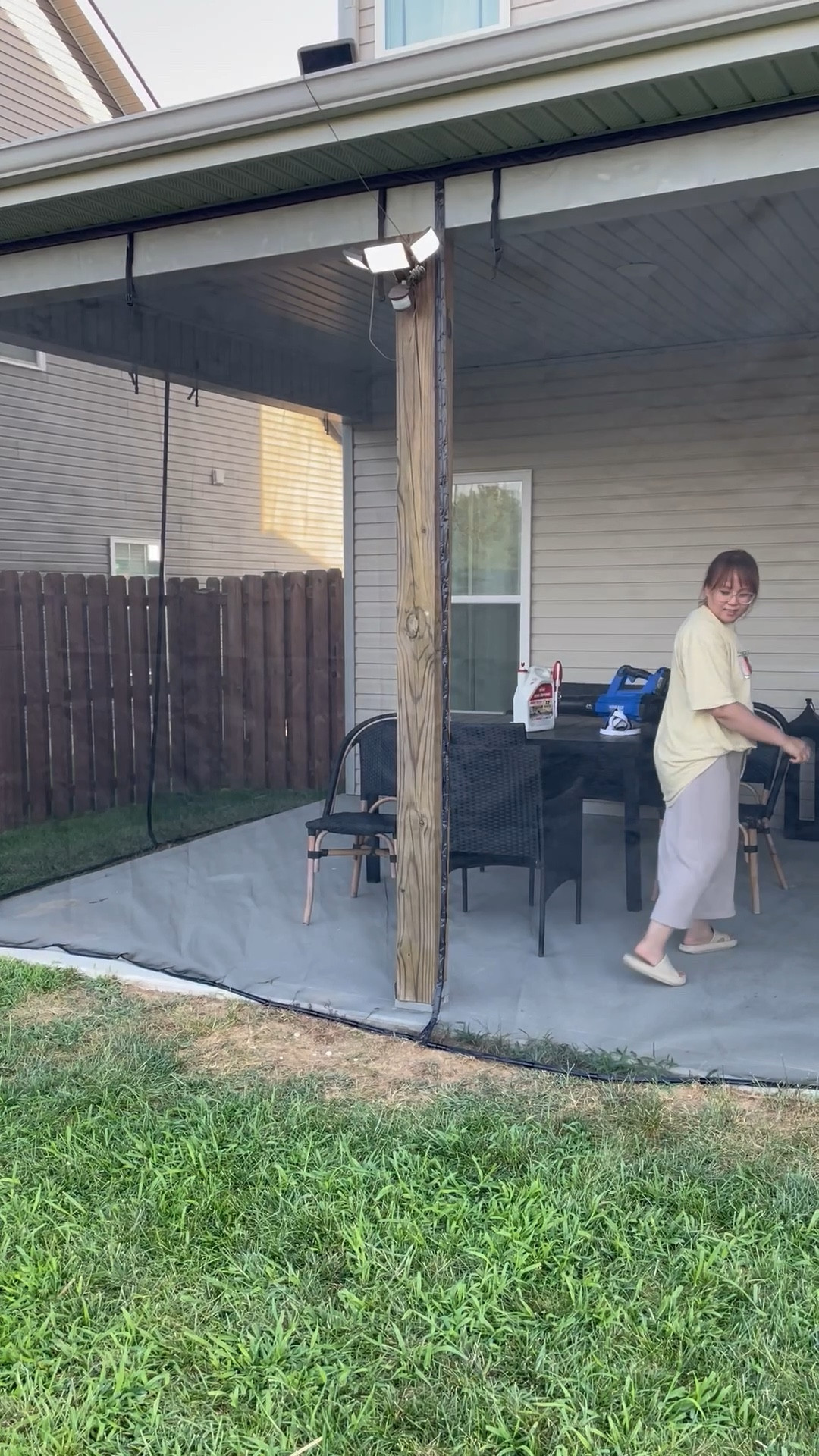 Patio magnetic screen

#LTKSeasonal #LTKHome #LTKFindsUnder100