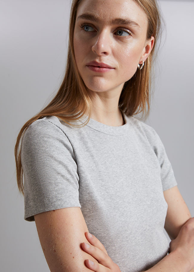 T-shirt court côtelé | & Other Stories (DE + FR)