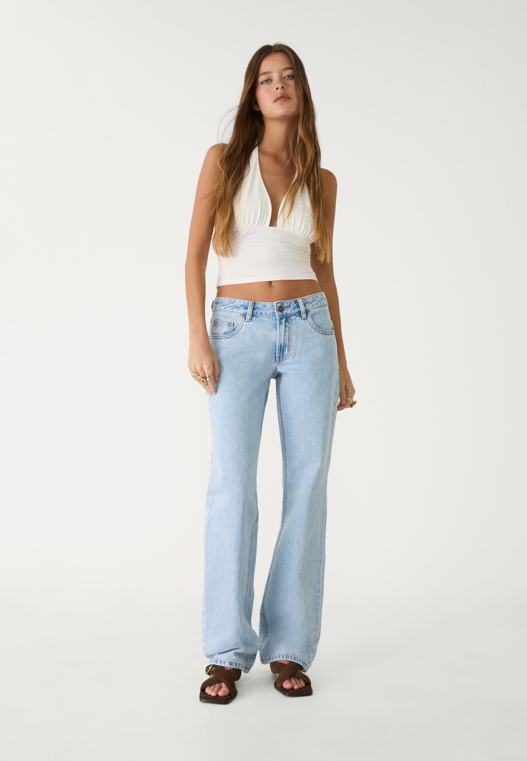 Jeans im Straight-Fit mit tiefem Bund - Mode für Damen | Stradivarius Deutschland | Stradivarius DE
