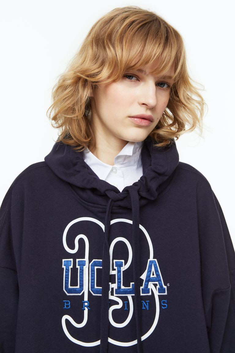 Oversized Hoodie | H&M (US + CA)
