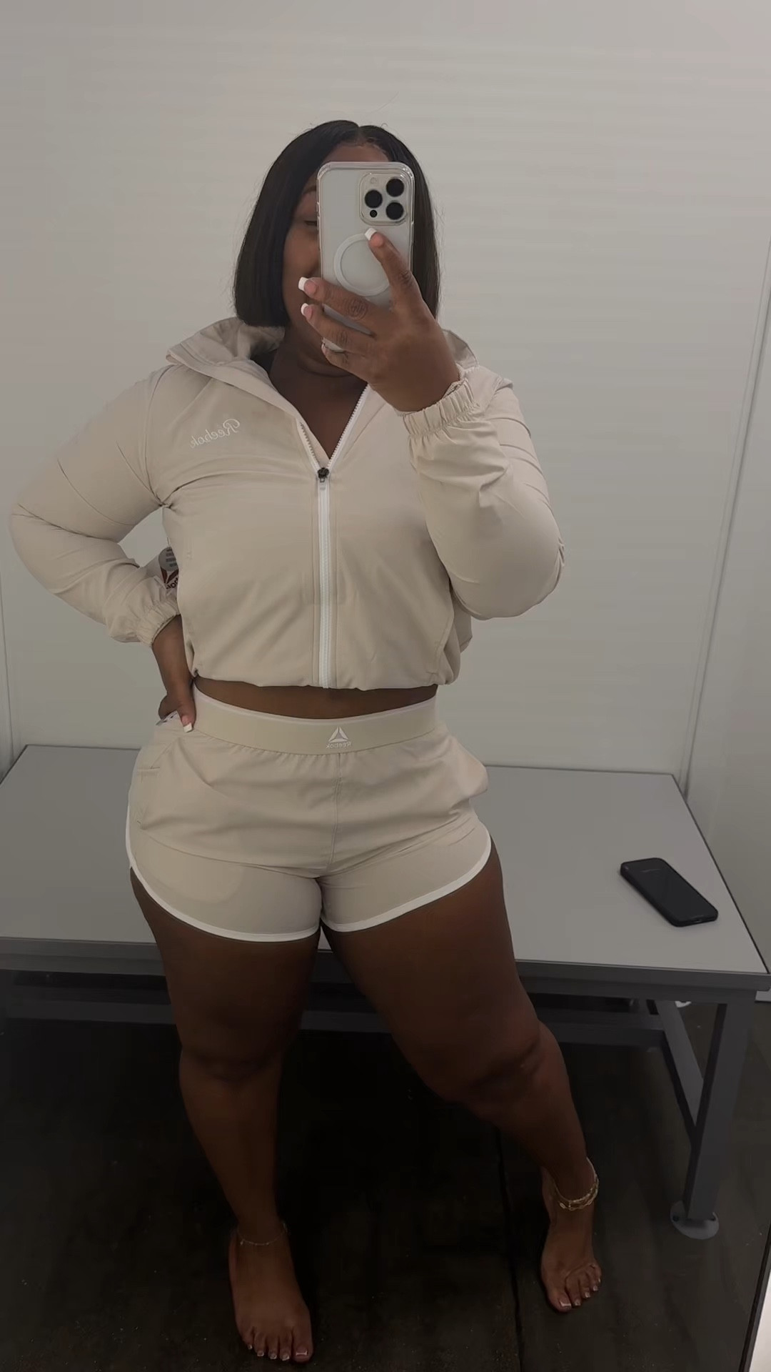 @Reebok Official @Walmart 🤏🏽✨ #walmartfinds #curvyfashion #curvybodies #curvygirl #reebok

Jacket XS (I purchased small)
Shorts medium

Also comes in black!

Voice over done by my friend @StylingWithPaige🪬 🫶🏽💕