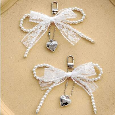 2 pièces Accessoires de chaussures - Pendentifs en forme de cœur avec perles blanches, clips/breloques à papillon perlé, boucles de lacets décoratifs | SHEIN