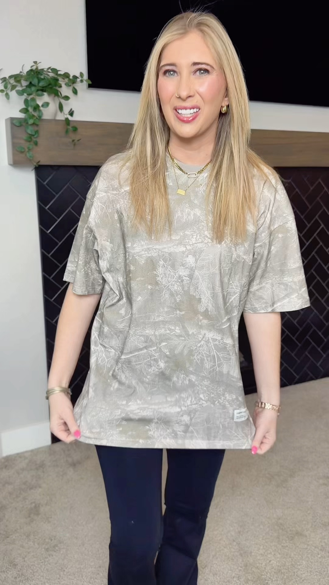 Love my Comfrt camo tees so much! Cute, comfy and perfectly oversized!! 

#LTKootd #LTKSaleAlert #LTKgrwm