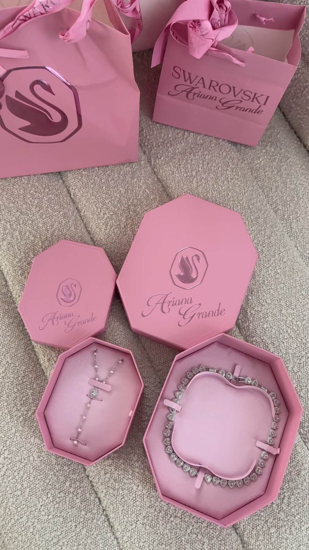 Swarovski x Ariana Grande jewelry collection ✨

#LTKBeauty #LTKGiftGuide #LTKStyleTip