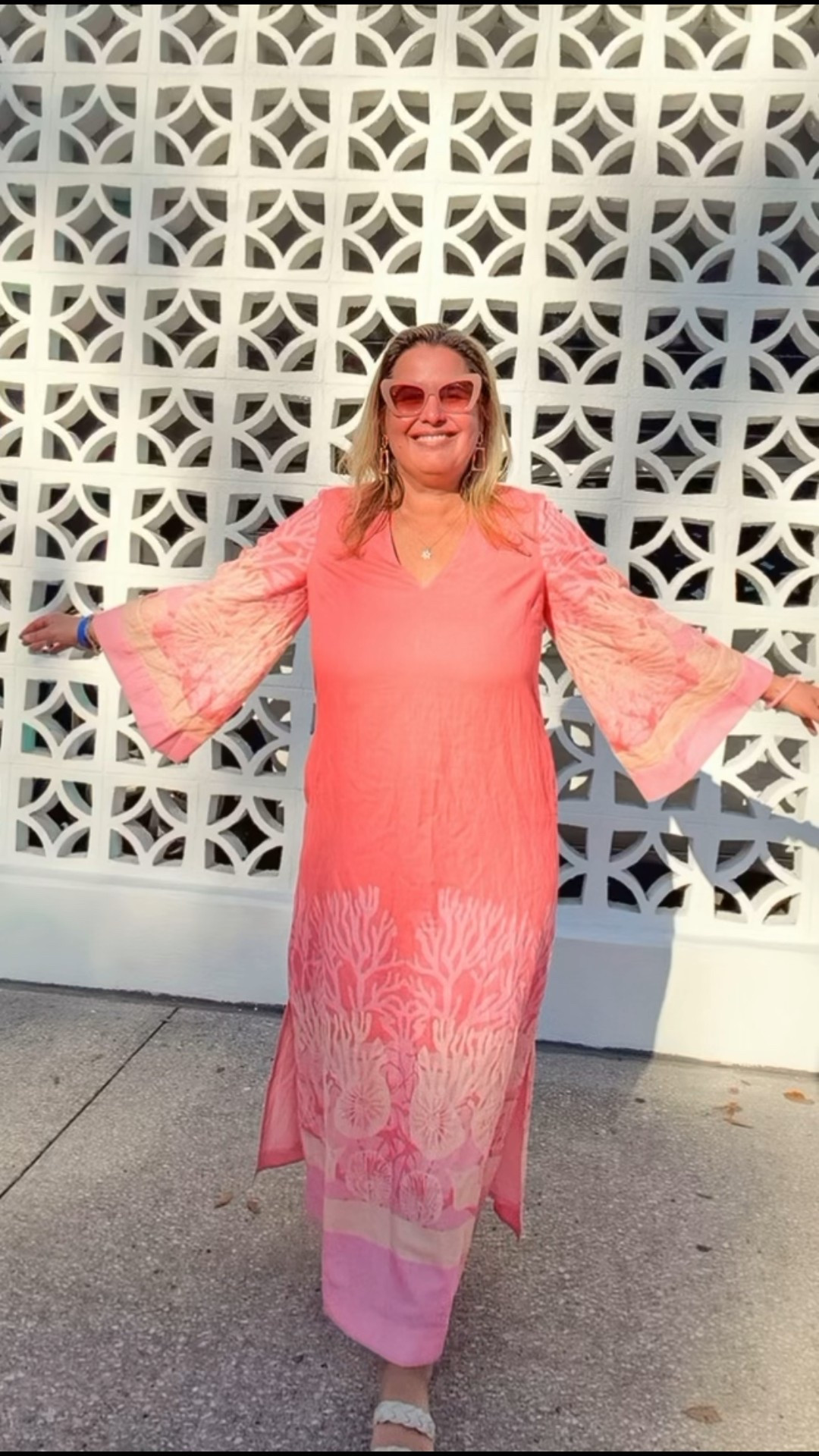 Two Tuckernuck resort caftans!

I’m wearing a M in both.

#caftan #tuckernuck #tuckernucking #resort

#LTKSeasonal #LTKTravel