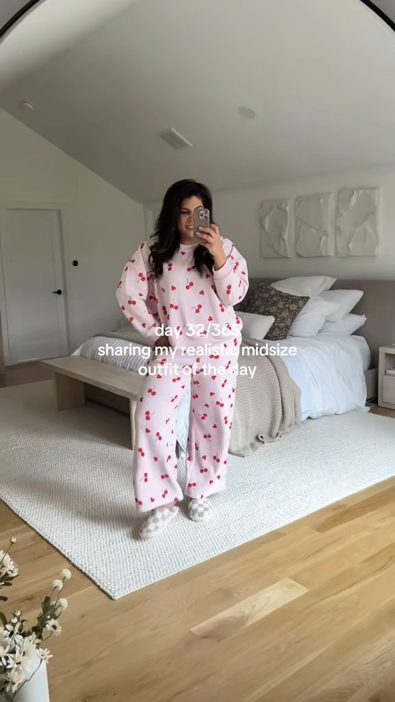 catching up on the last few weeks of January realistic midsize outfit inspo! ♡



#LTKMidsize #LTKFindsUnder50 #LTKSeasonal