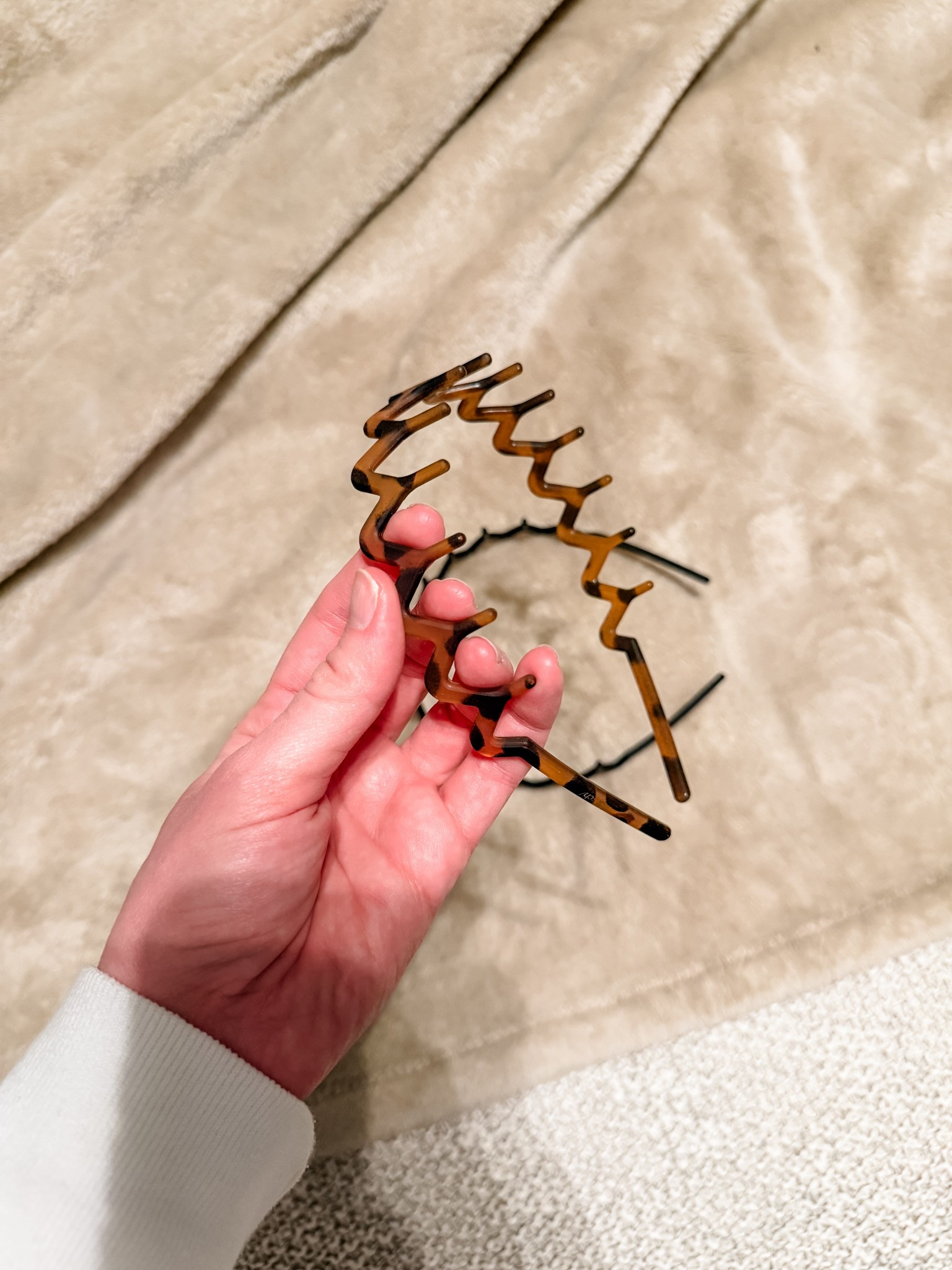 The best most comfortable headbands!! They don’t dig in anywhere and I can wear them all day without headaches!

#LTKBeauty #LTKselfcare #LTKgrwm