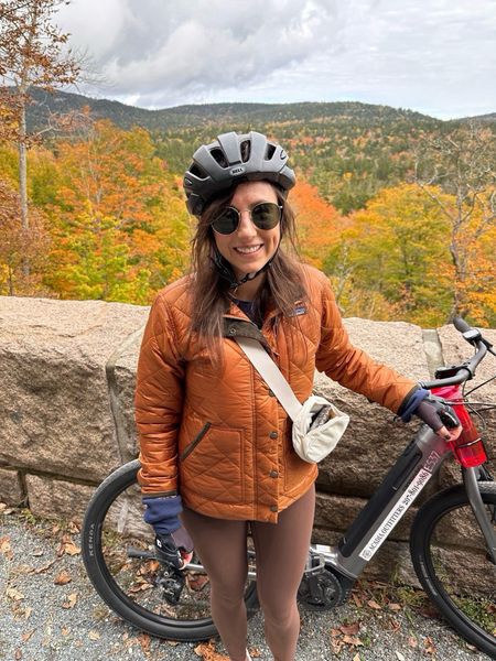 Mountain biking outfit - Patagonia jacket (xs), lululemon leggings (4), lululemon belt bag



#LTKSeasonal #LTKfindsunder100 #LTKfitness