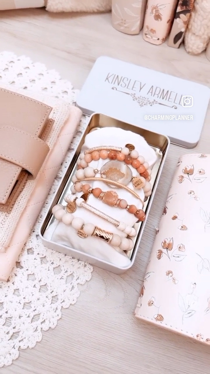 Gorgeous genuine stone bracelets.
KINSLEY ARMELLE
Stone bracelets
Gold jewelry


#LTKGiftGuide #LTKFind #LTKunder50