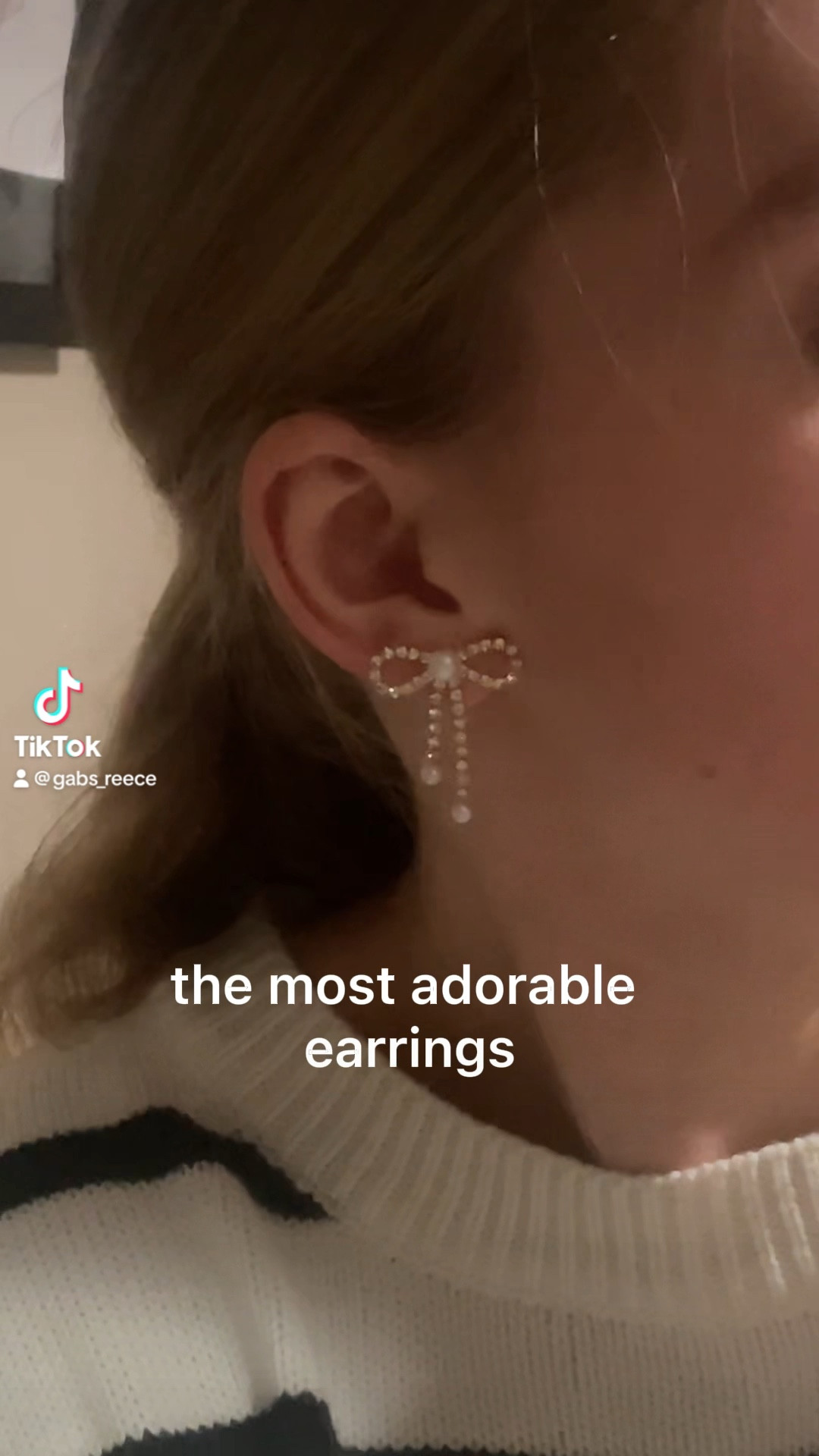 trendy bow earring inspo

#LTKHoliday #LTKSeasonal #LTKVideo