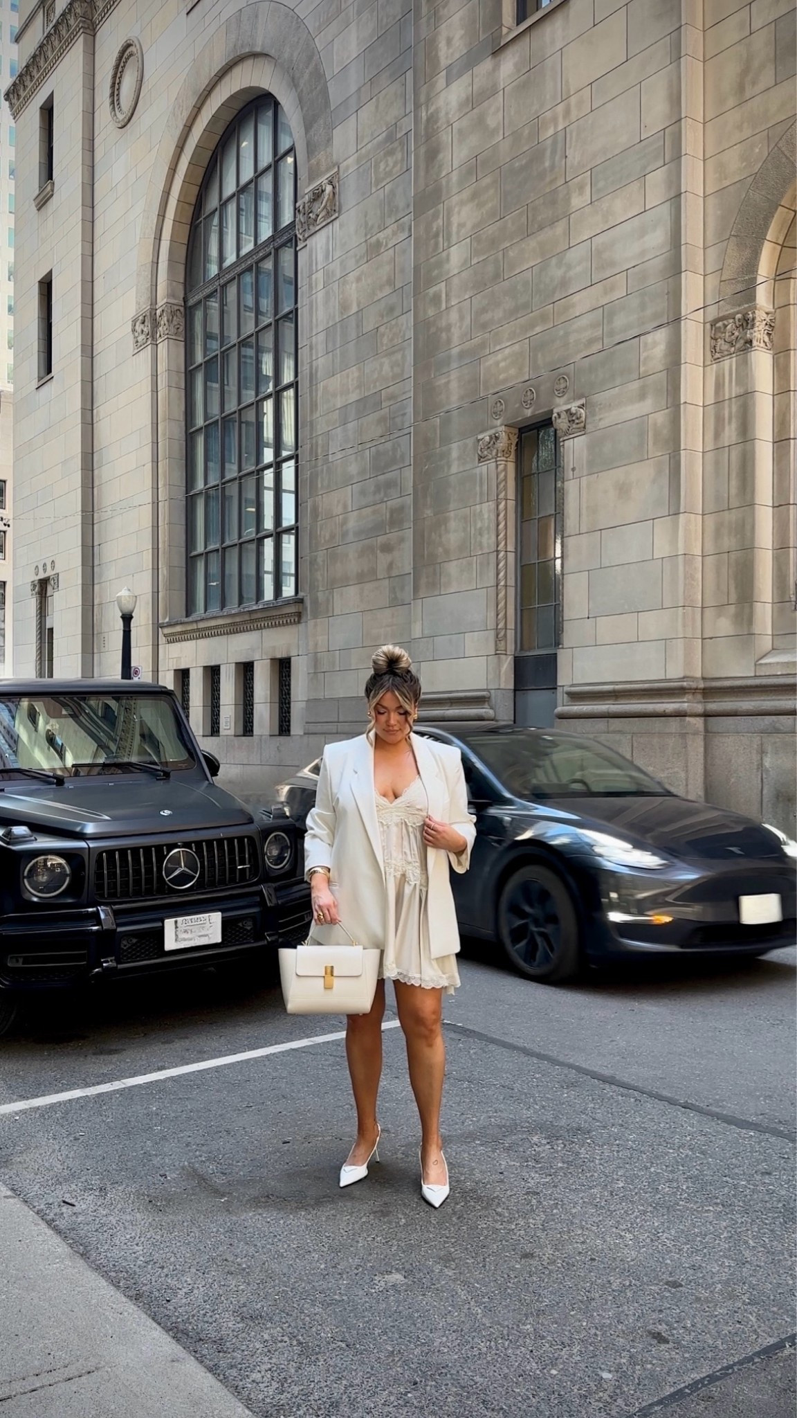 Summer dress, summer outfit plus size midsize fashion white dresses white blazer white bag

#LTKsummer #LTKwedding #LTKmidsize