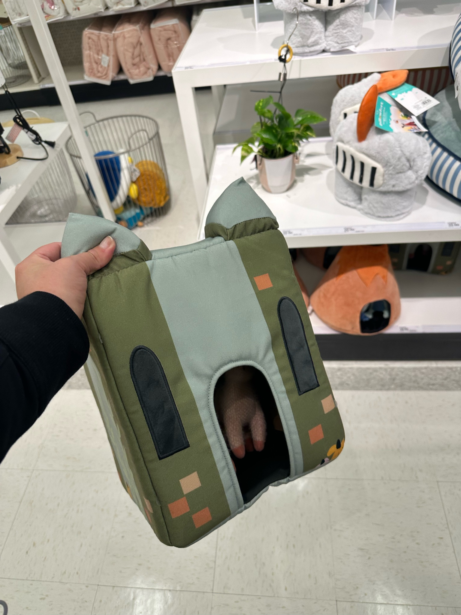 The cutest new pillowfort toys are 30% off! I grabbed the volcano dragon set but this castle is so cute too. 

Target circle week
Toddler finds
Toddler play 
 

#LTKkids #LTKxTarget #LTKsalealert