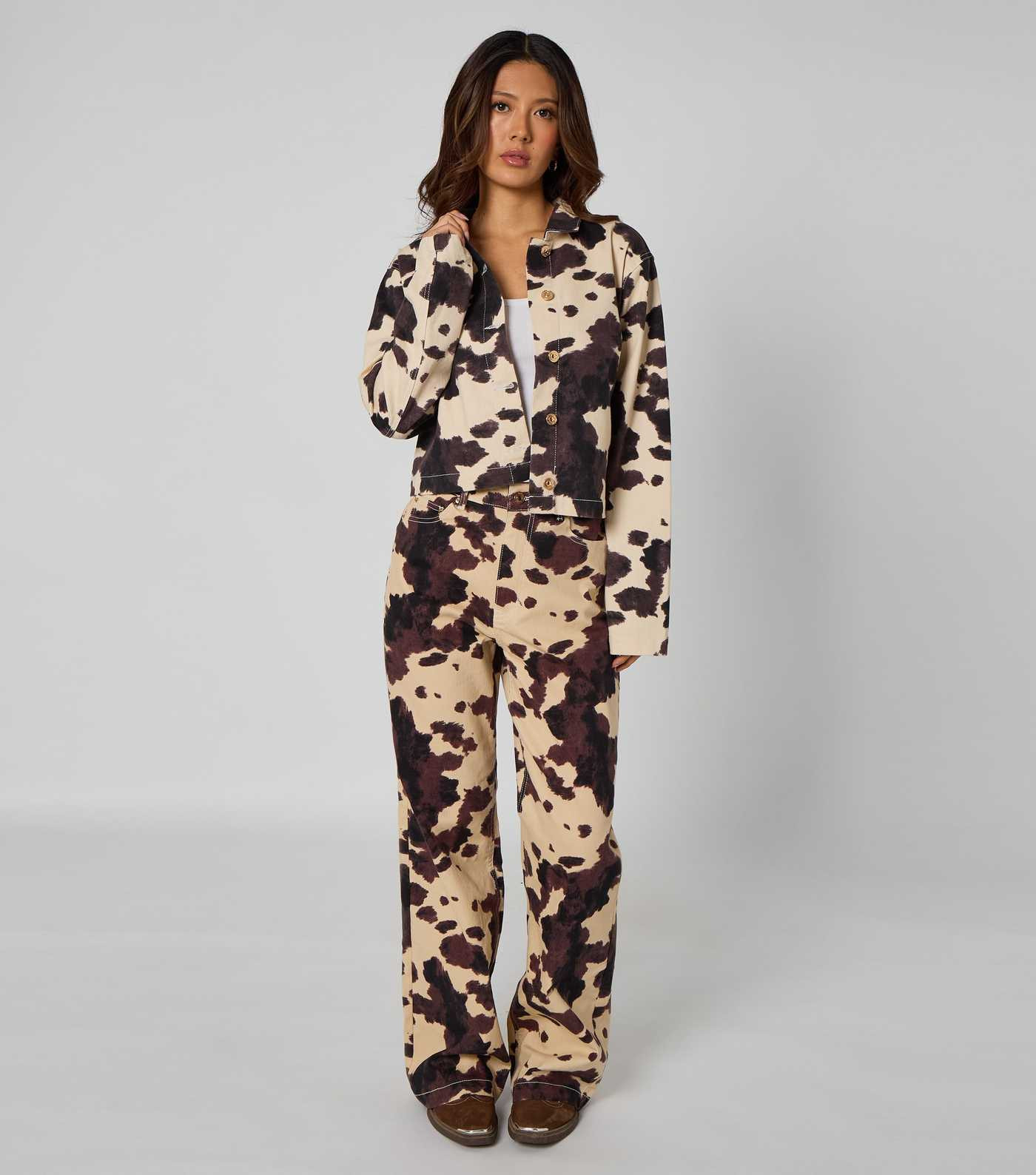 Urban Bliss Brown Cow Print Wide Leg Jeans | New Look | New Look (UK)