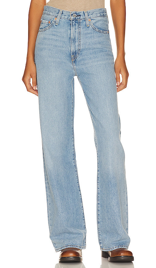 LEVI'S Ribcage Wide Leg Jeans in Denim-Light. Size 30. Also in 26, 24, 25, 29. | Revolve Clothing (Global)