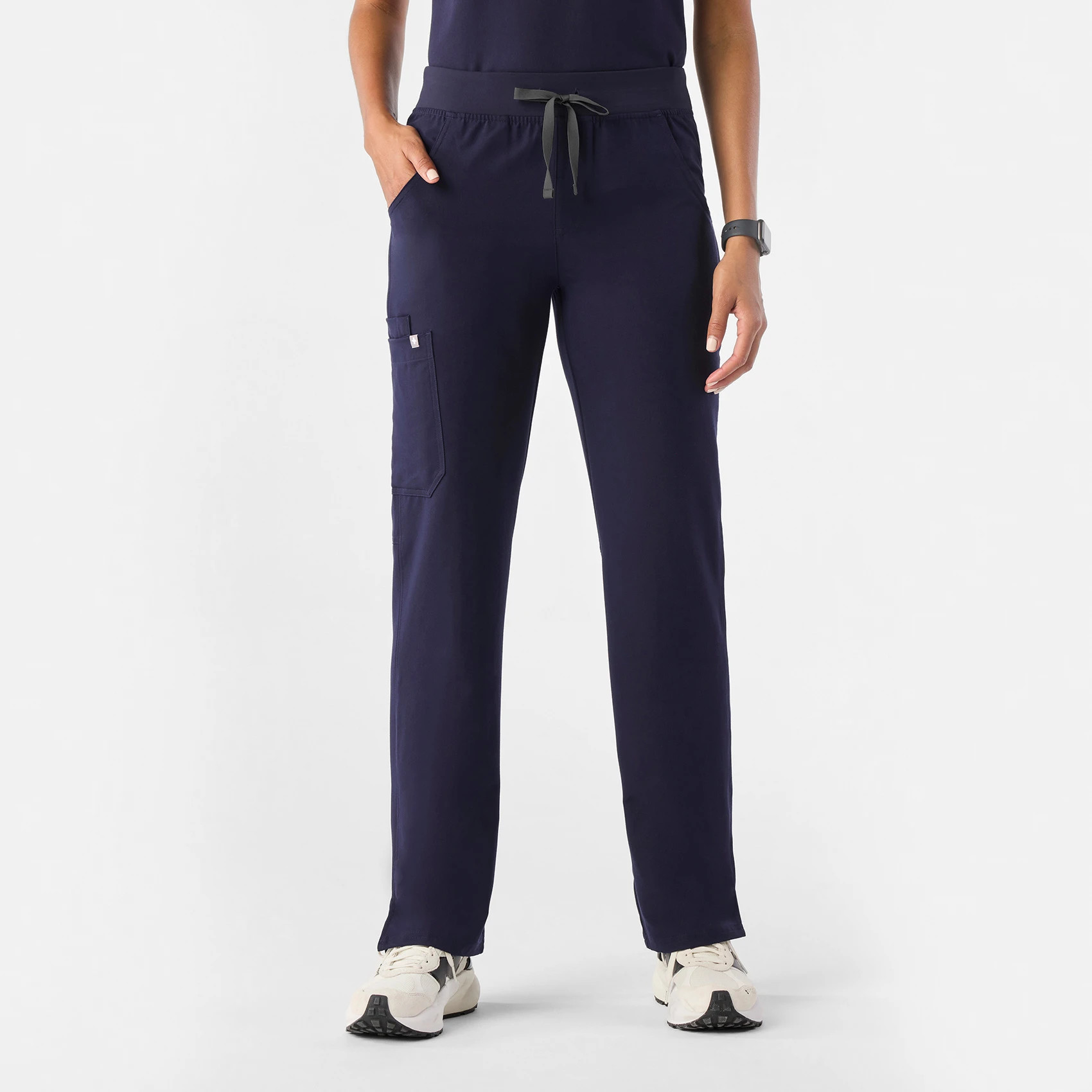 Kade Cargo Scrub Pants™ | FIGS