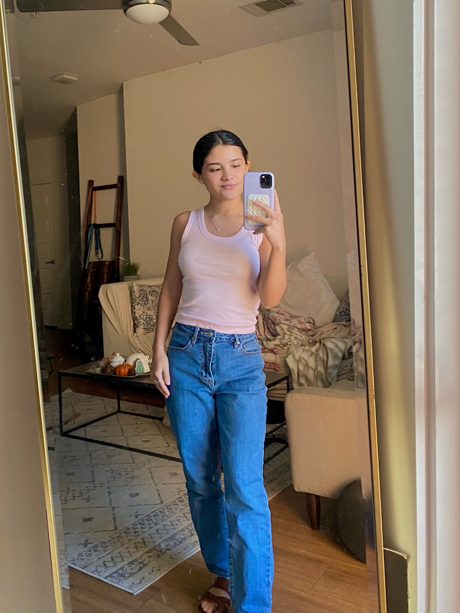 top is xs and bottoms are 24 ! 🎀