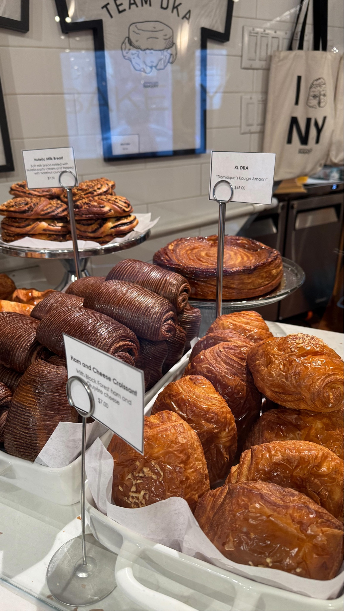 By pharmacy, I mean @target of course 🫶🏼 love these new buys 🤎

I used: 
@lorealparis lash paradise in brown
@maybelline lift gloss in “moon 003” and superstay crayon in the shade “on the grind 105”

Aesthetic camera roll, nyc blogger, pinterest inspo, aesthetic vibes, aesthetic feed, fem feed, daily look, style, winter, makeup, makeup look, makeup style,  skin care, new products, nyc, new york city, life content, fashion blogger, pinterest, Pinterest aesthetic, Pinterest inspired

#wiwt #style #ootd #styleinspiration  #igstyle #winter  #outfitinspiration #stylecrush #winter #cheer #snow #makeup #makeuplook #makeuplover #faceglam #nyc #newyorkcity #fashion #fahionblogger #pinterest #pinterestinspired #pinterestaesthetic #fashion #fashionstyle