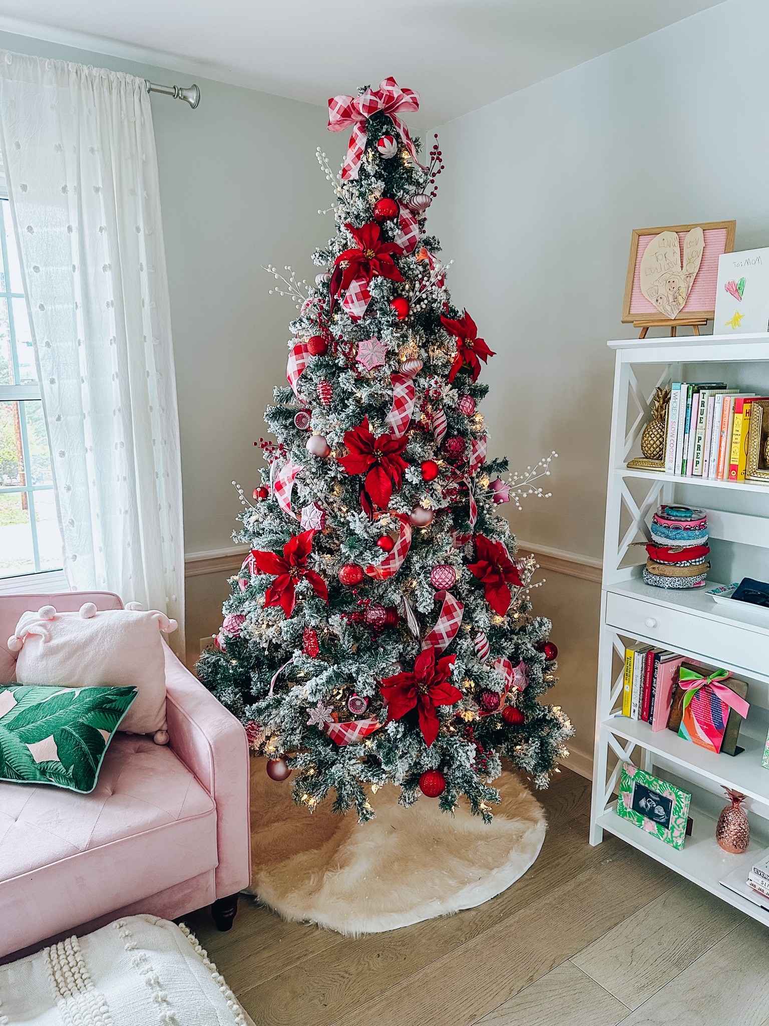 Flocked Christmas tree on sale for under $120

#LTKHoliday #LTKsalealert #LTKSeasonal