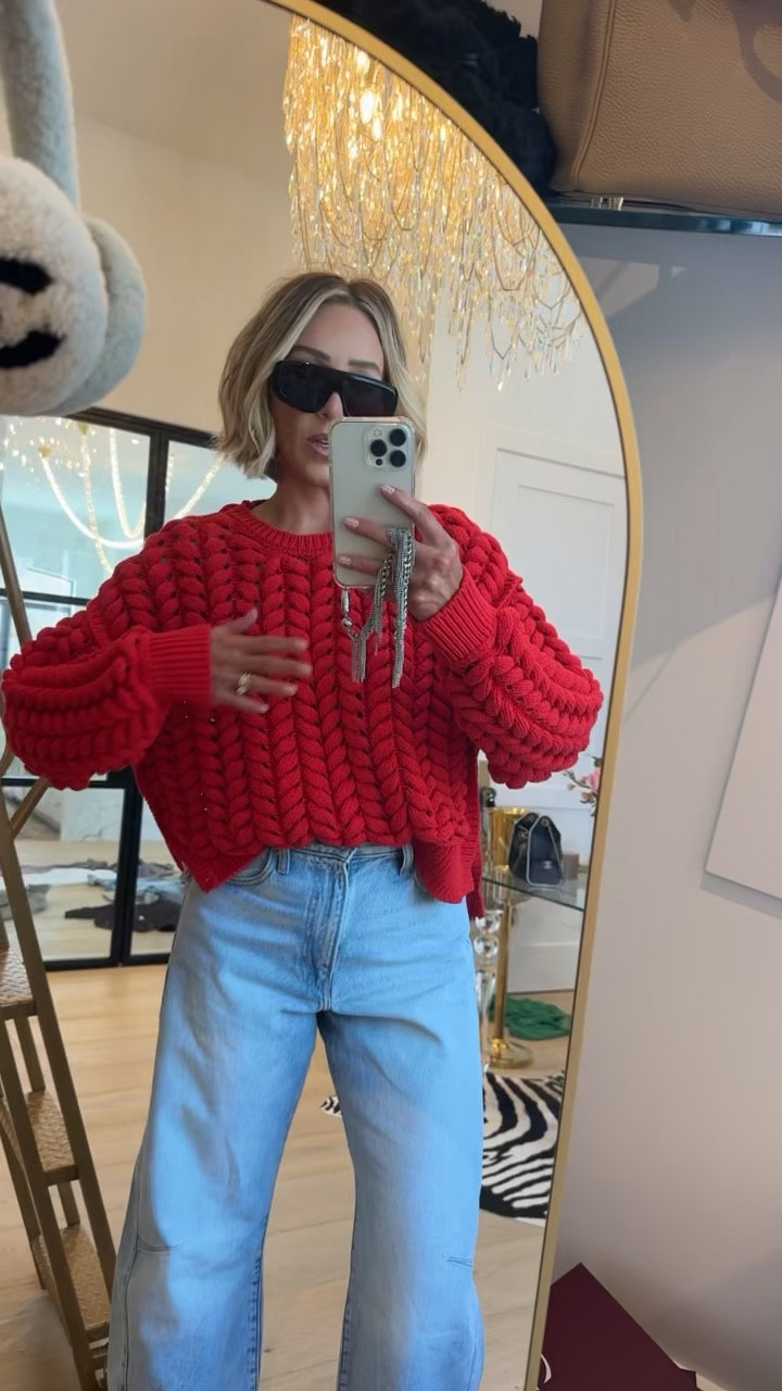 Favorite target sweater and denim now on SALE 😍😍😍 wearing medium in sweater and 6 in denim 