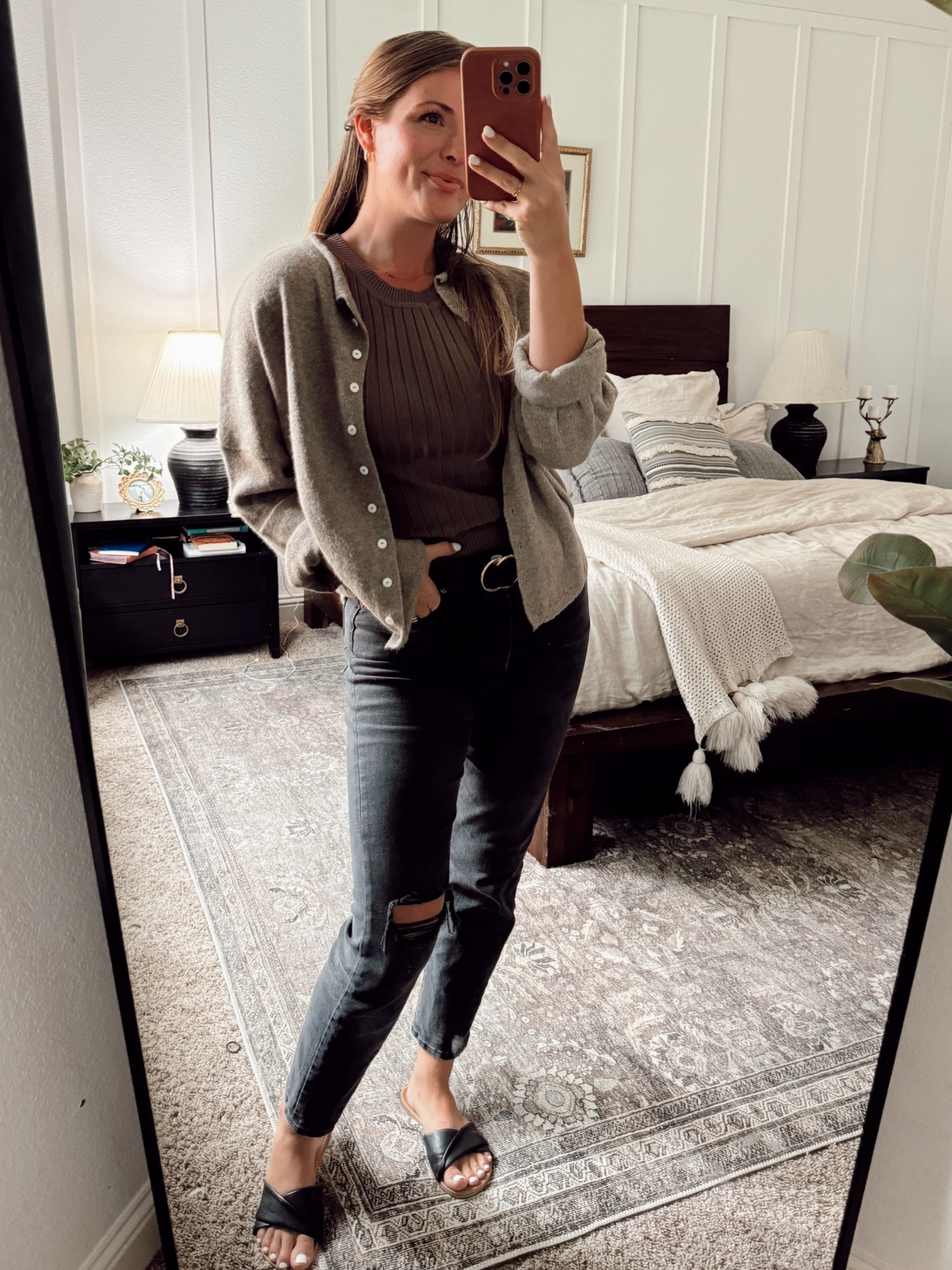 Transitional fall outfit. Cardigan ribbed tank and black jeans. Out of my black Levi’s on Amazon so linked the ones from Carly jean!! 

#LTKFallSale #LTKStyleTip