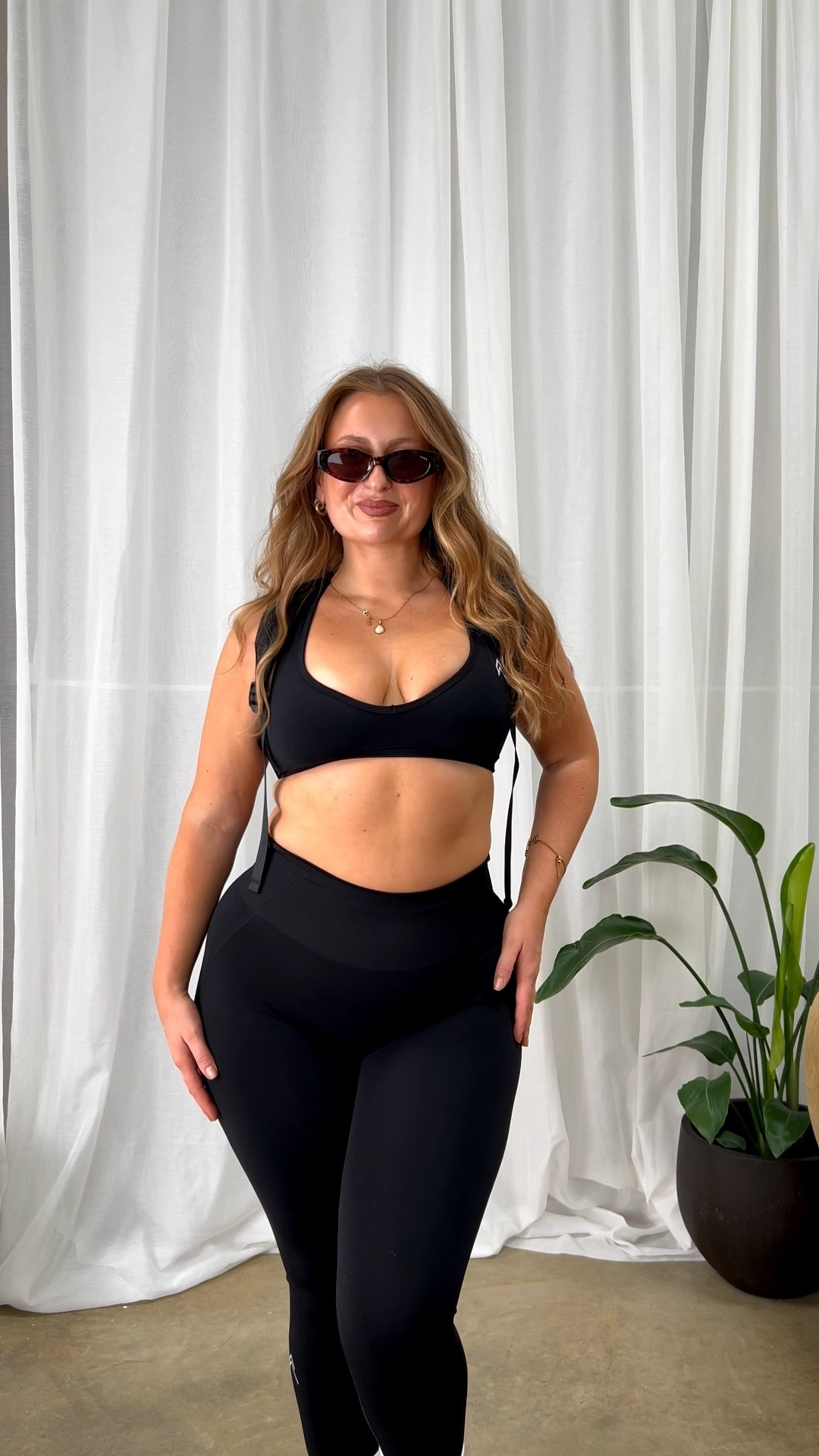 Curvy girls deserve cute gym fits too!! 🖤✨ Oner Active have up to 50% off in their Black Friday sale!! These pieces are included 🙌🏼 Wearing L top and L bra

#LTKcurves #LTKfitness #LTKCyberWeek