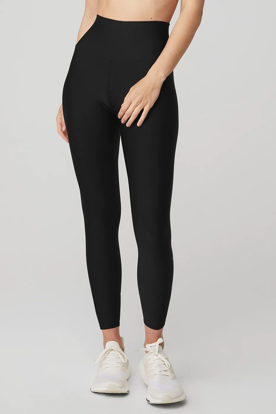 Alo YogaÂ® | 7/8 High-Waist Airlift Legging in Black, Size: Small | Alo Yoga