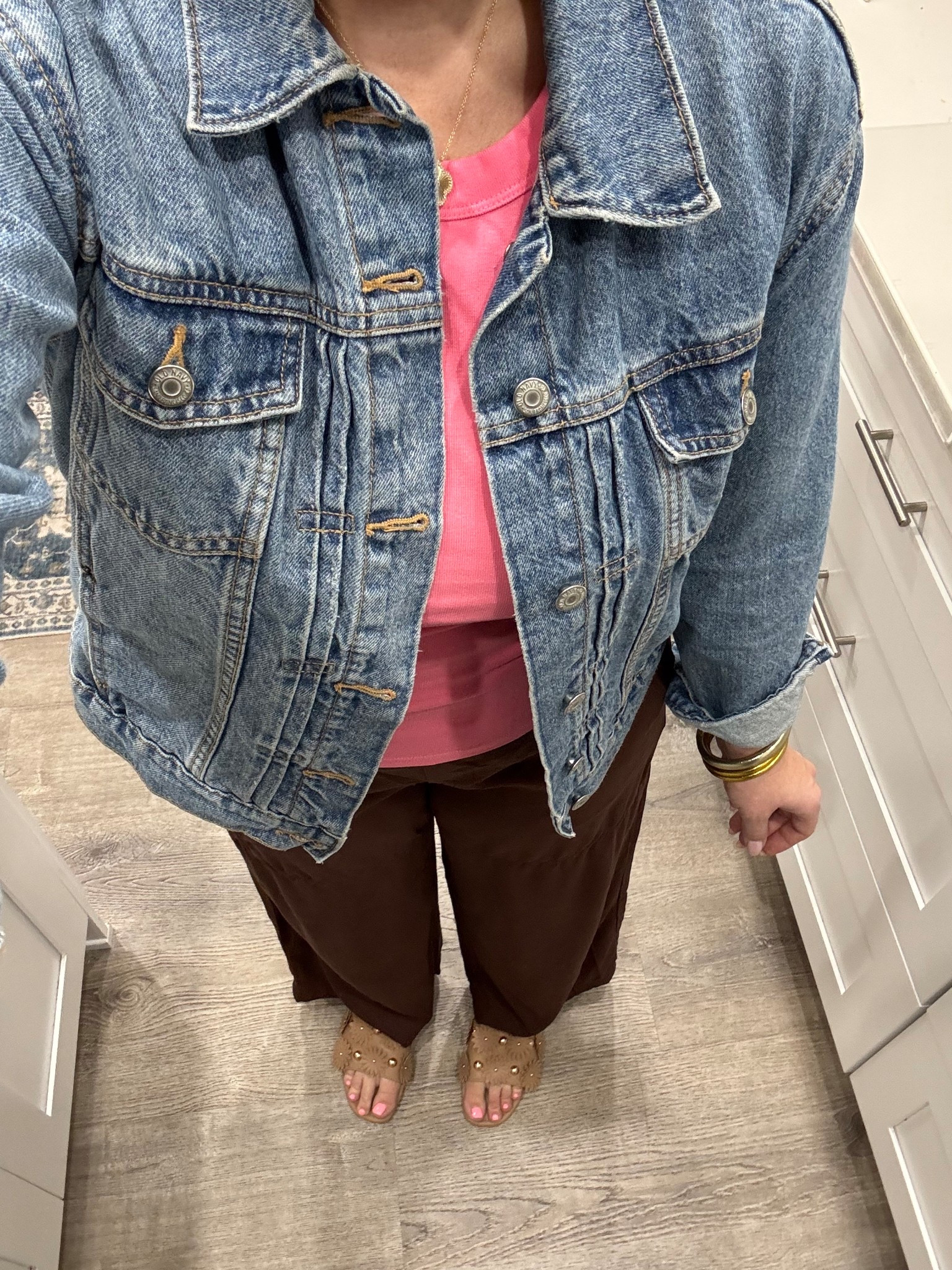 Loving the pink & brown combo- super comfy casual work fit! 

TTS- medium 

#LTKootd #LTKdayinmylife #LTKMidsize