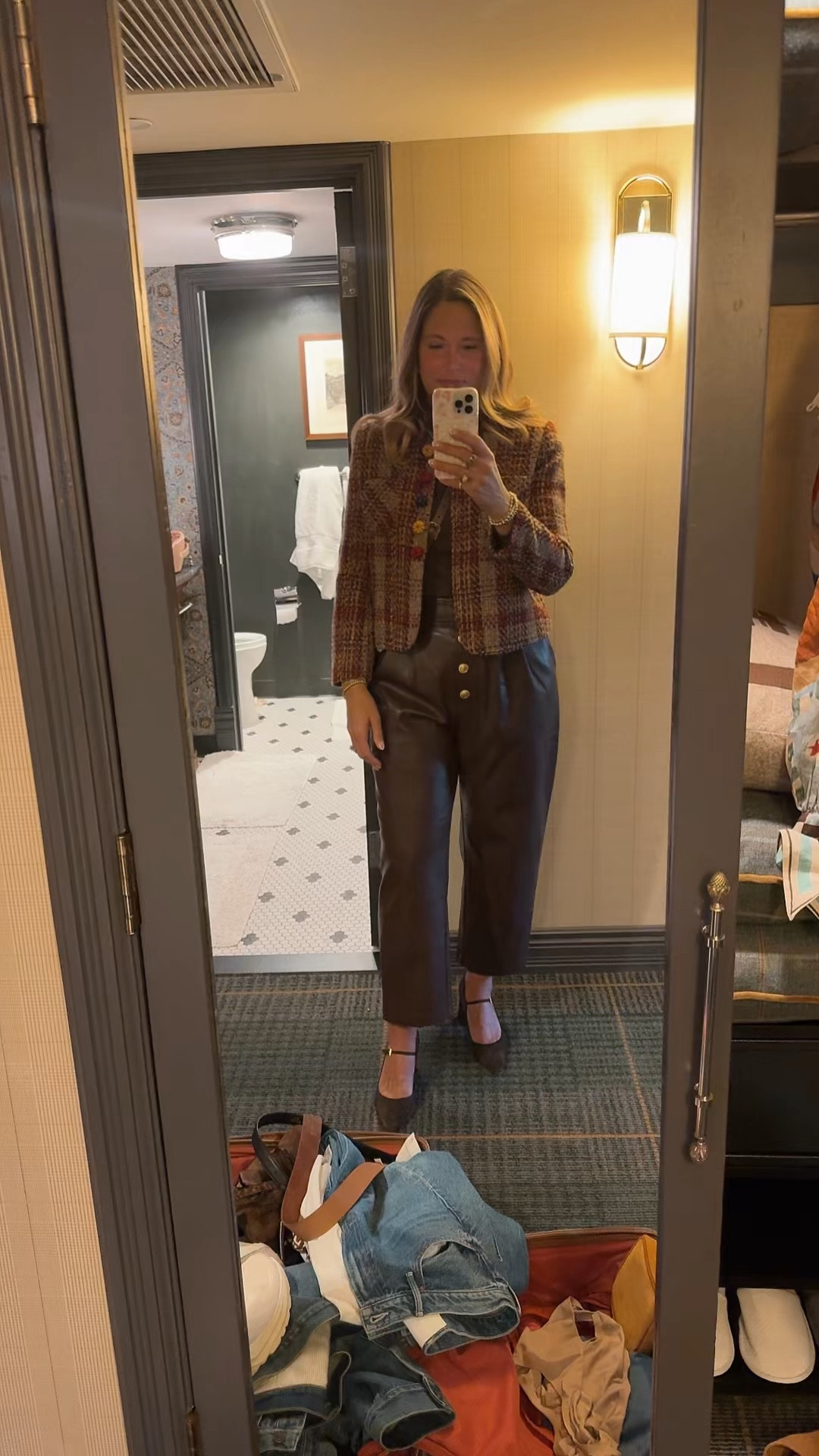 Here’s a touch of business in my OOTD! We're having an amazing time at the LTK conference, soaking up inspiration and connecting with all our friends here! s

#LTKOver40 #LTKMidsize