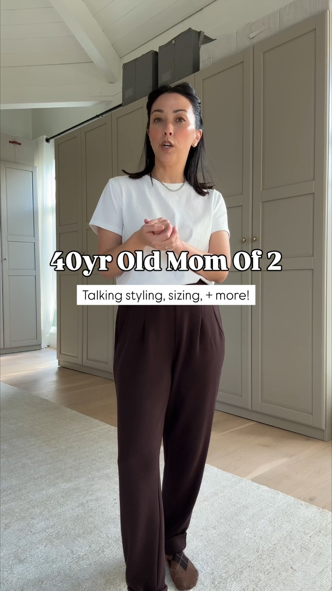 40 yr old mom of 2 daily outfit. What yo wear beside leggings. 

Lauren by Ralph Lauren shearling jacket small - old, linked similar
Everlane turtleneck sweater xxs (old)
Varley rolled cuffed pants xs 25" inseam
Adidas SL72 5 womens
Polo Ralph Lauren hat
Celine sunglasses
Liffner Large Sprout tote


#LTKmomlife #LTKgrwm #LTKPetite