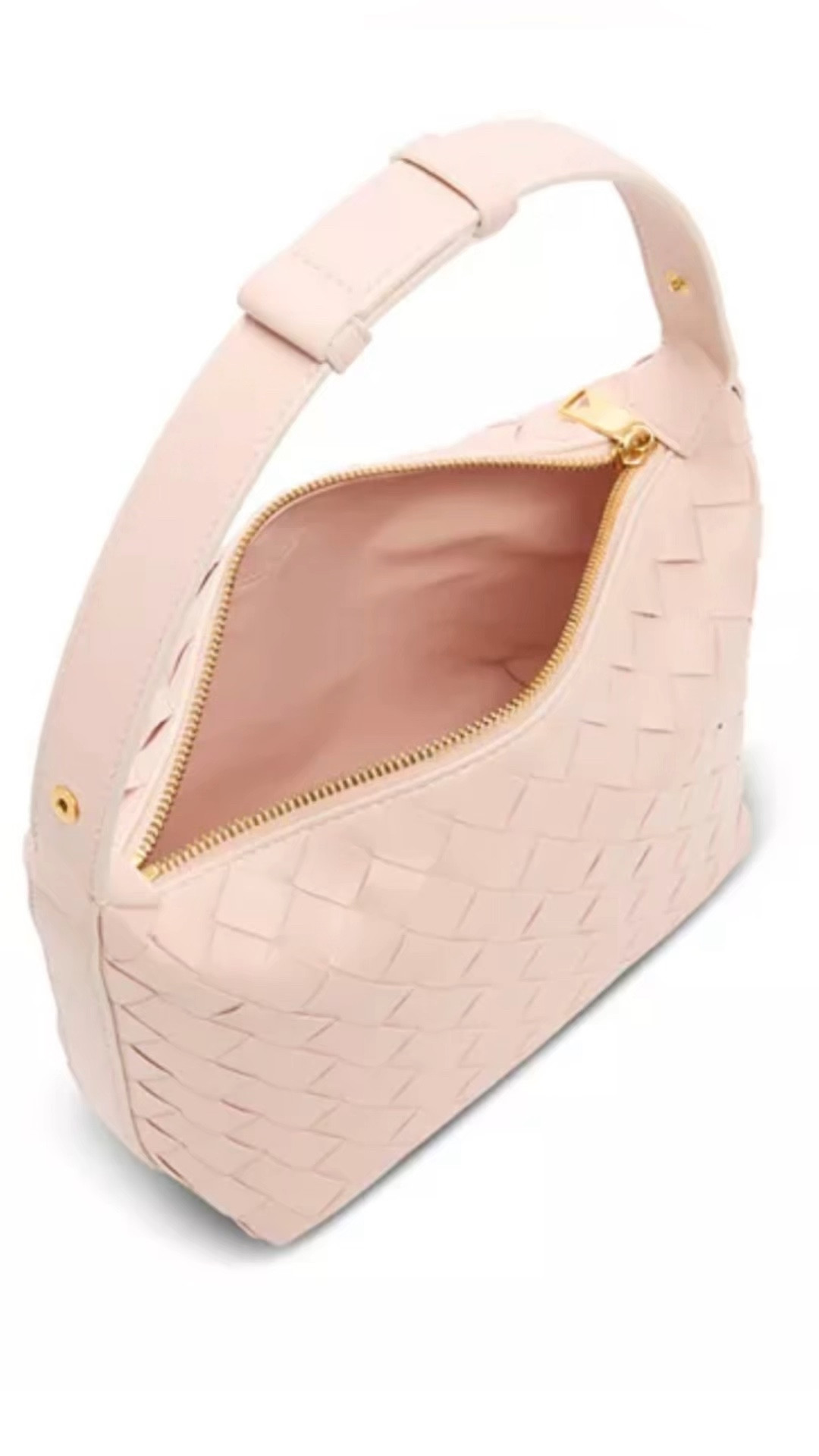 Bottega Veneta
Wallace Mini Leather Shoulder Bag

    * Shoulder strap, 4.13"L drop 
    * Dimensions: 7.9"W x 2.74"D x 5.12"H 
    * Leather or leather/denim
    * Made in Italy

#LTKWatchNow #LTKItBag