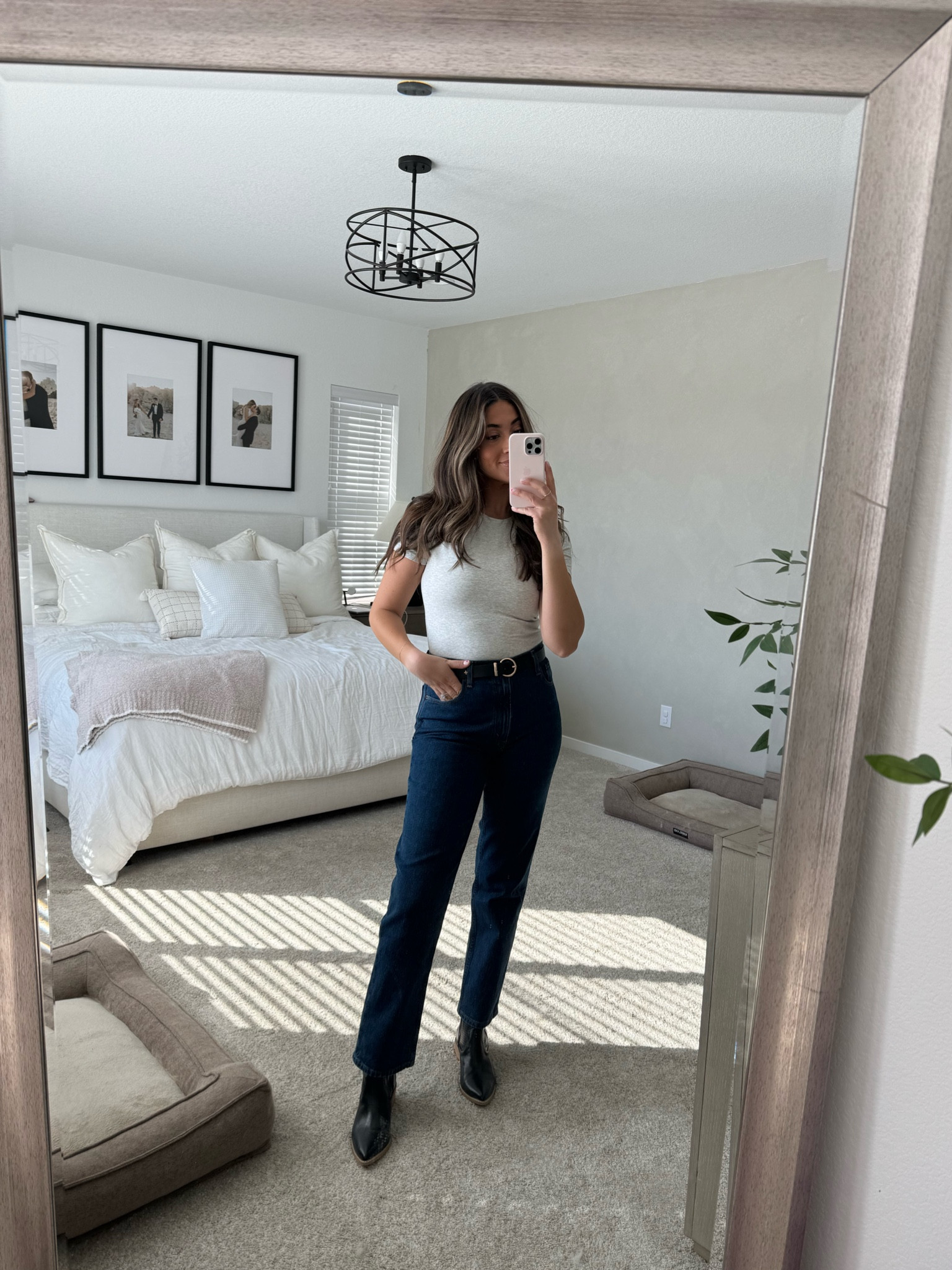 Abercrombie 90s straight Jean in dark and the best basic bodysuit ever! 

#LTKSpringSale #LTKstyletip #LTKfindsunder100