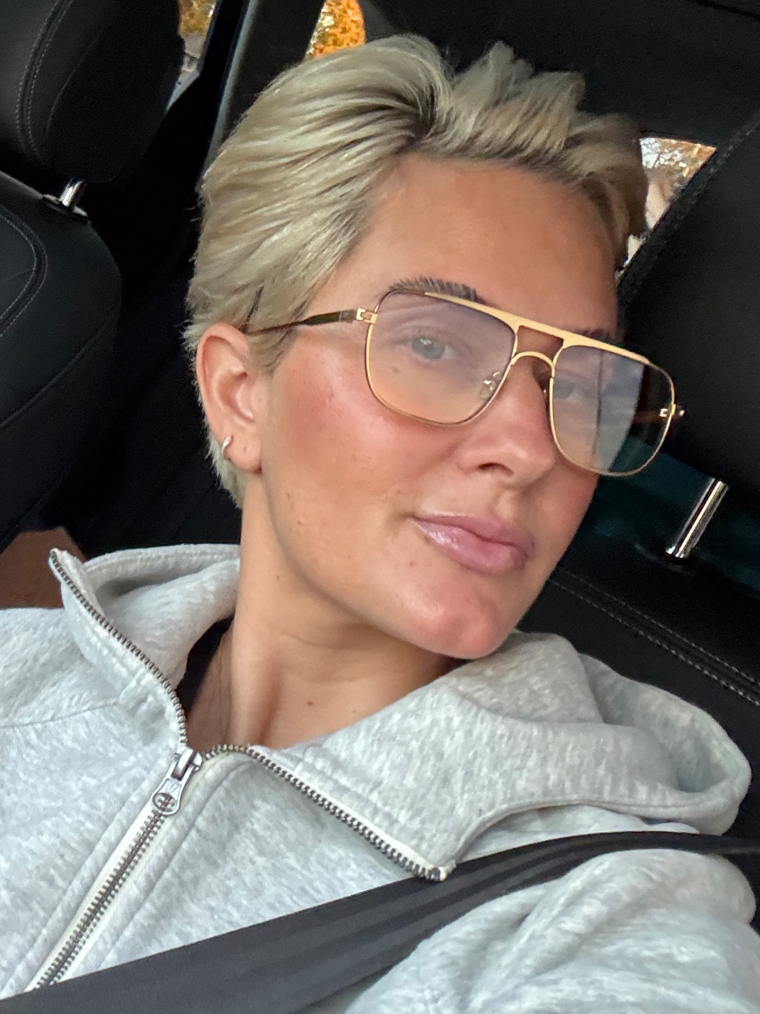 The glasses I always wear ! I’m all about dupes but there are ZERO dupes for these! Fit amazing so comfy and so chic 

#LTKBeauty #LTKWorkwear #LTKGiftGuide