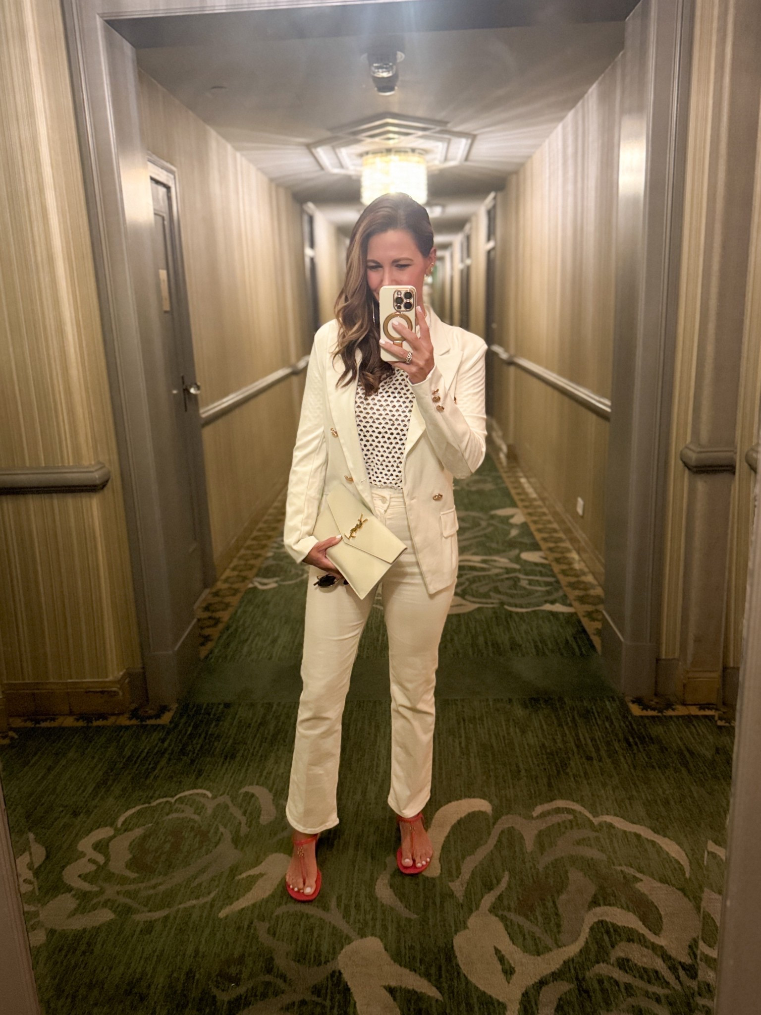 Last night’s looks

#LTKSeasonal #LTKOver40 #LTKStyleTip