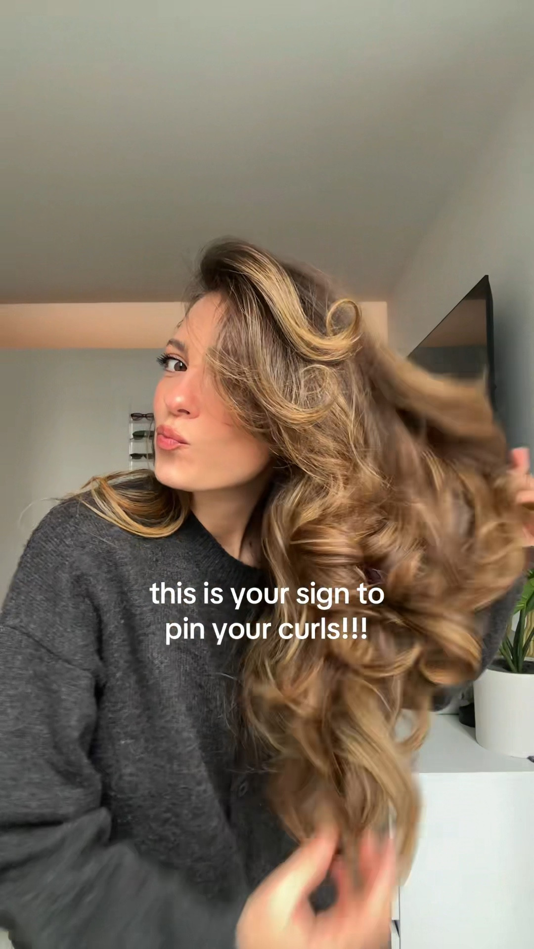 #LTKHair #Hair #blowout #pinnedcurls #hairtutorial 

#LTKBeauty #LTKmorningroutine #LTKgrwm