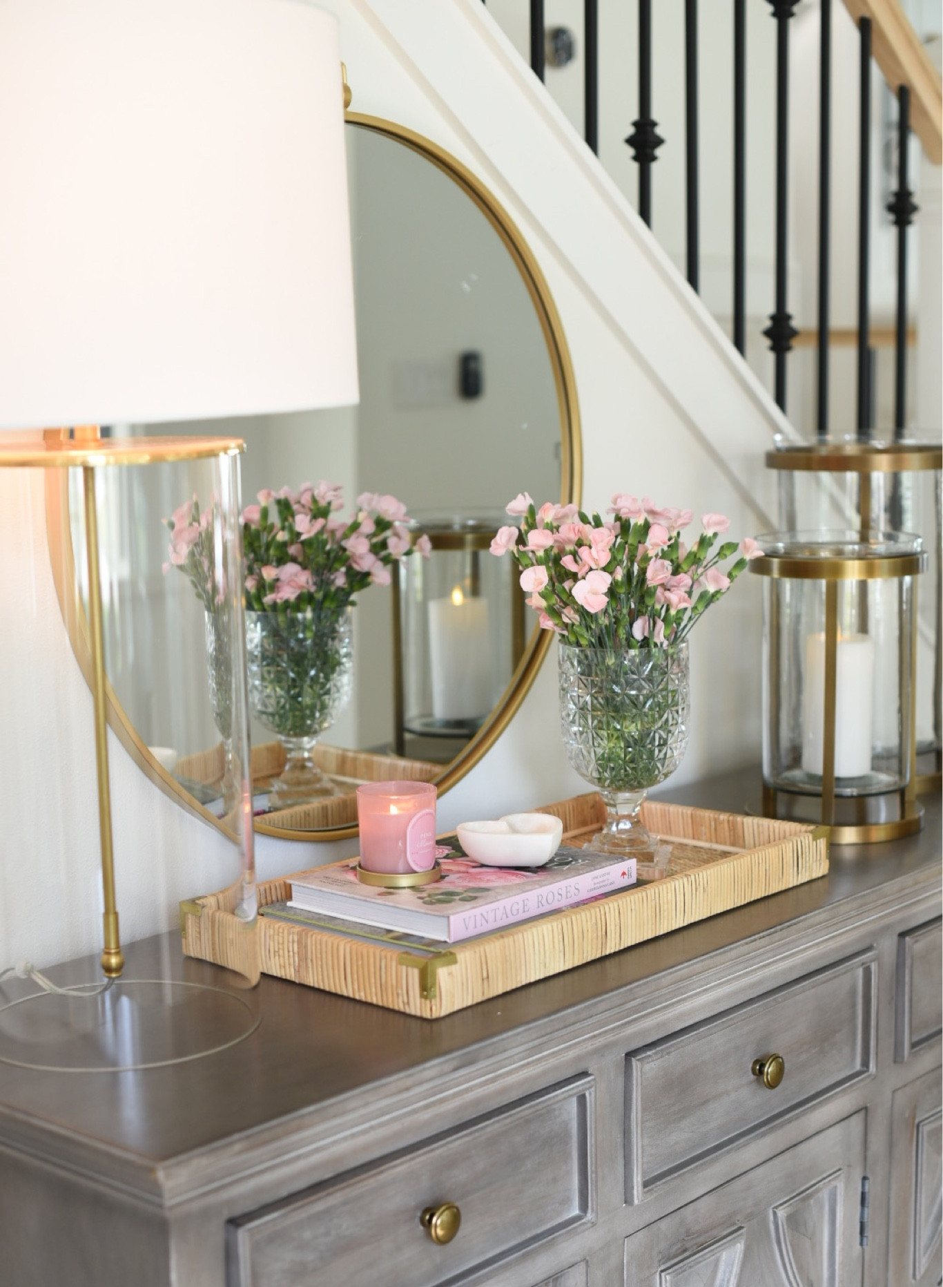 Valentine’s entryway table styling 💕

#LTKstyletip #LTKMostLoved #LTKhome