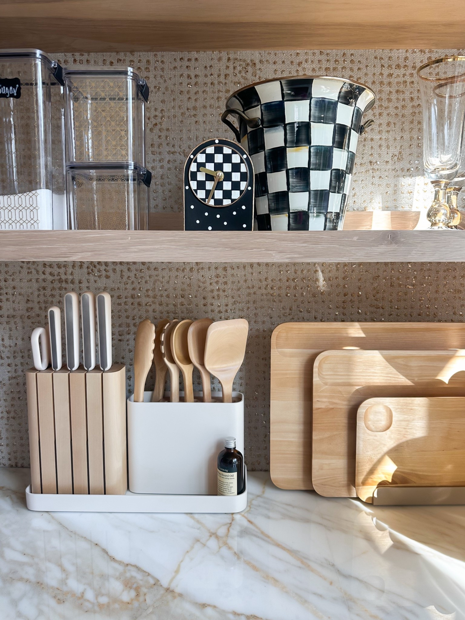 Our butlers pantry is looking beautiful this morning ✨ use code WHITNEYRIFE10 for 10% off caraway! 

#LTKHome #LTKFindsUnder100