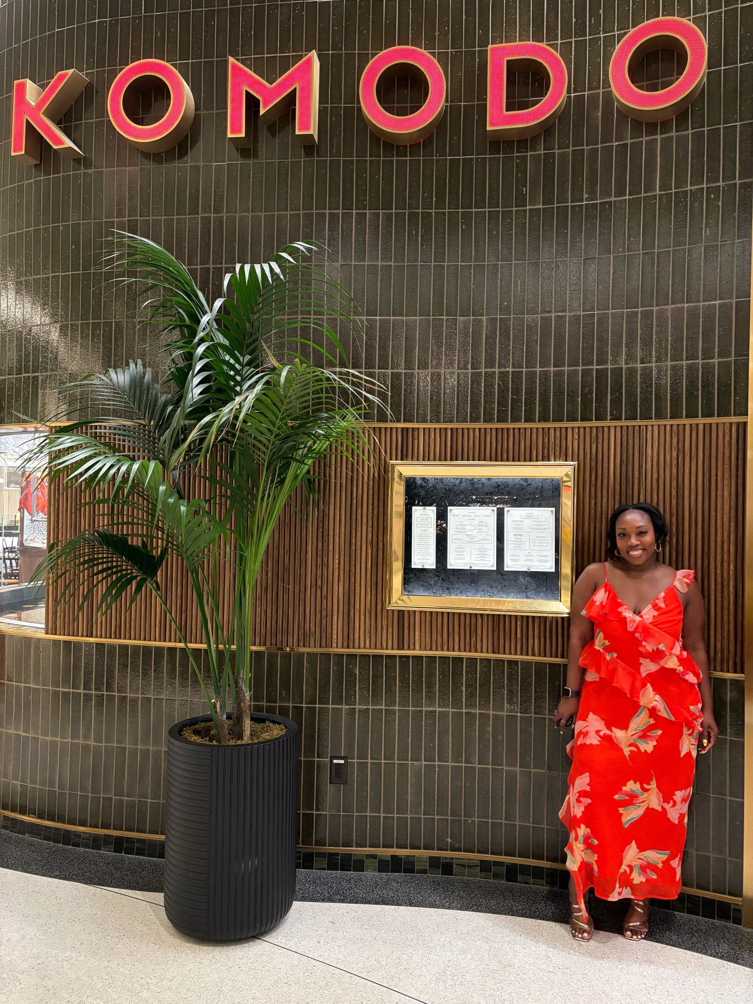 Love matching the aesthetics of a restaurant ❤️💮🌼

#LTKFindsUnder50 #LTKMidsize #LTKStyleTip