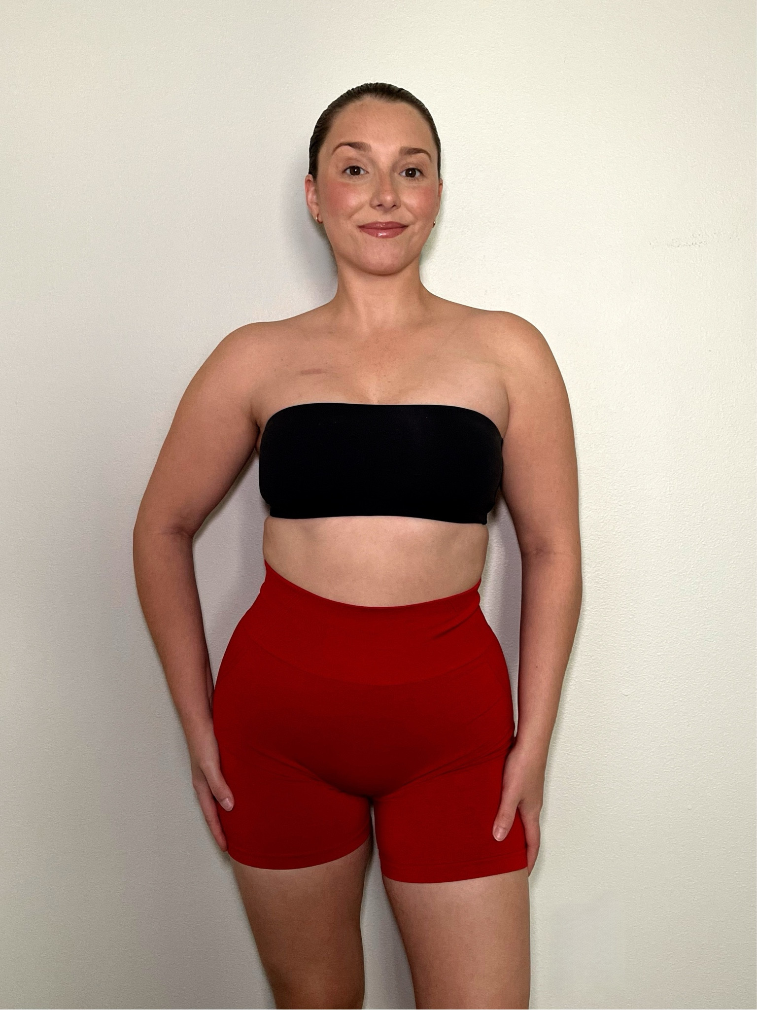 These skims bandeaus are so good!! Wearing a size medium  

#LTKfitness #LTKActive #LTKGiftGuide