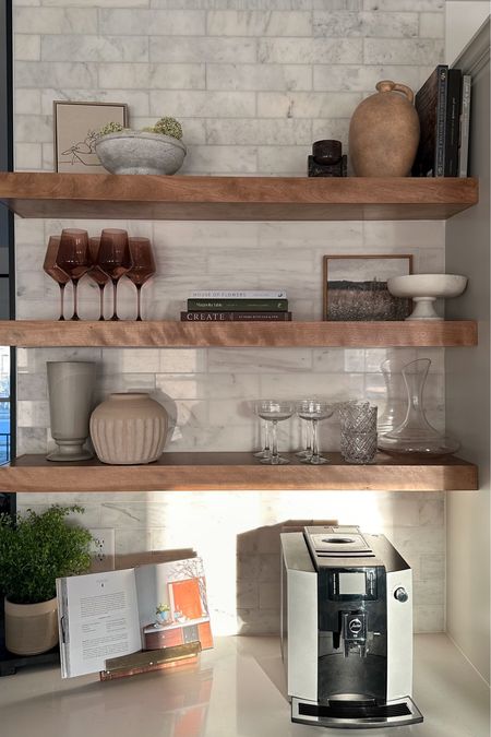 Kitchen shelf styling for spring 🌱



Home decor
Spring decor

#LTKhome #LTKSeasonal #LTKfindsunder50