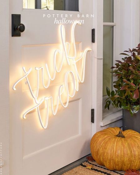 Led trick or treat wall art from pottery Barn

Pottery barn Halloween, LTK Halloween, Halloween neon sign

#LTKFind #LTKhome #LTKSeasonal